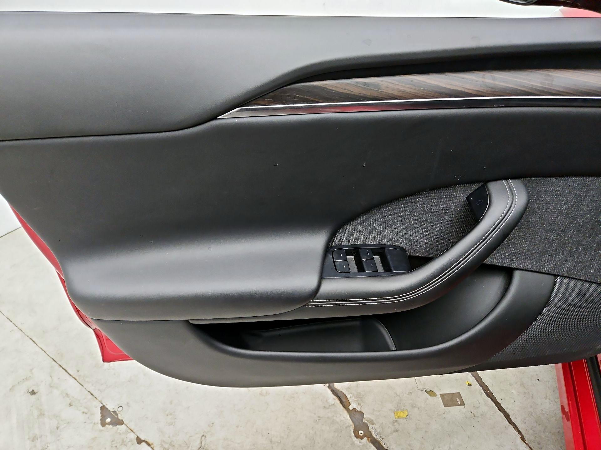 Thumbnail: 2021 Tesla Model S - 12