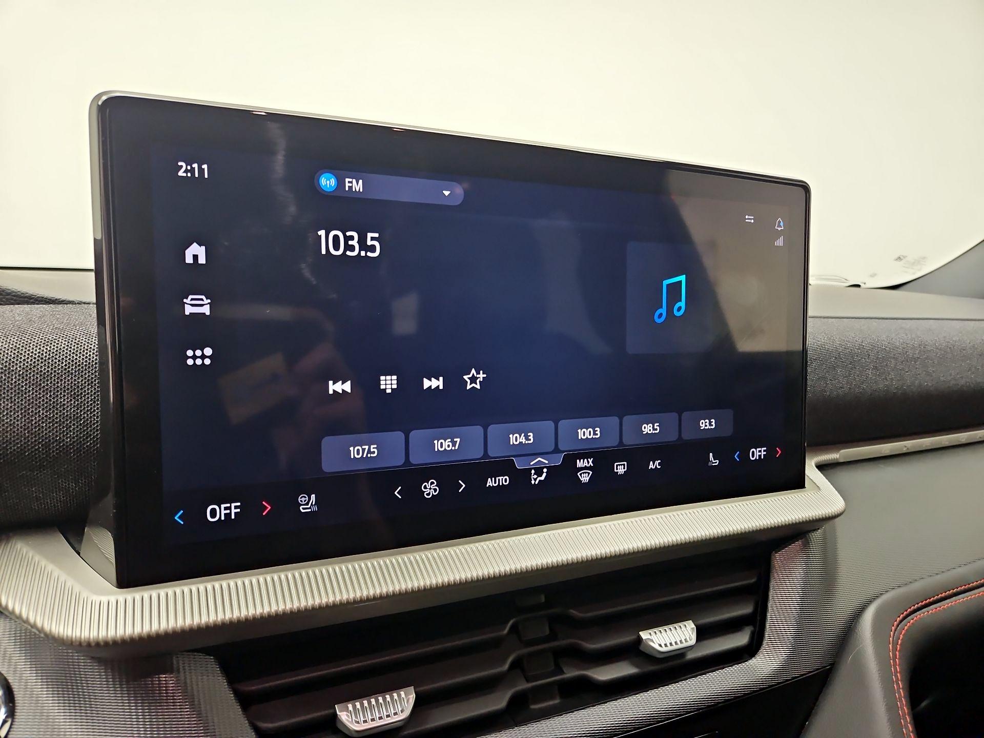 Thumbnail: 2025 Ford Explorer - 15