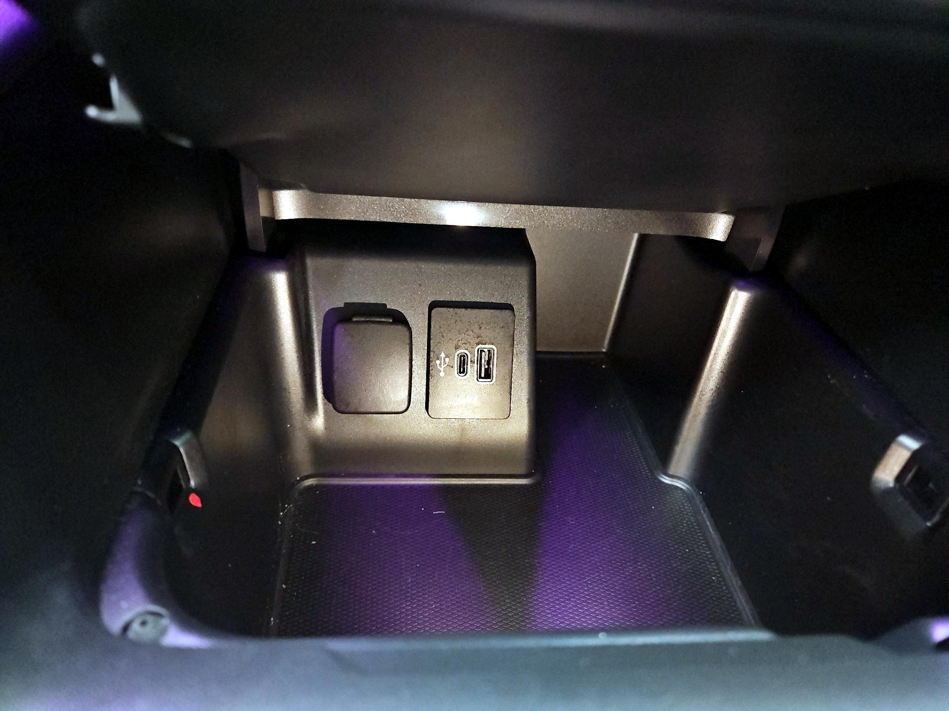 Thumbnail: 2025 Ford Explorer - 18