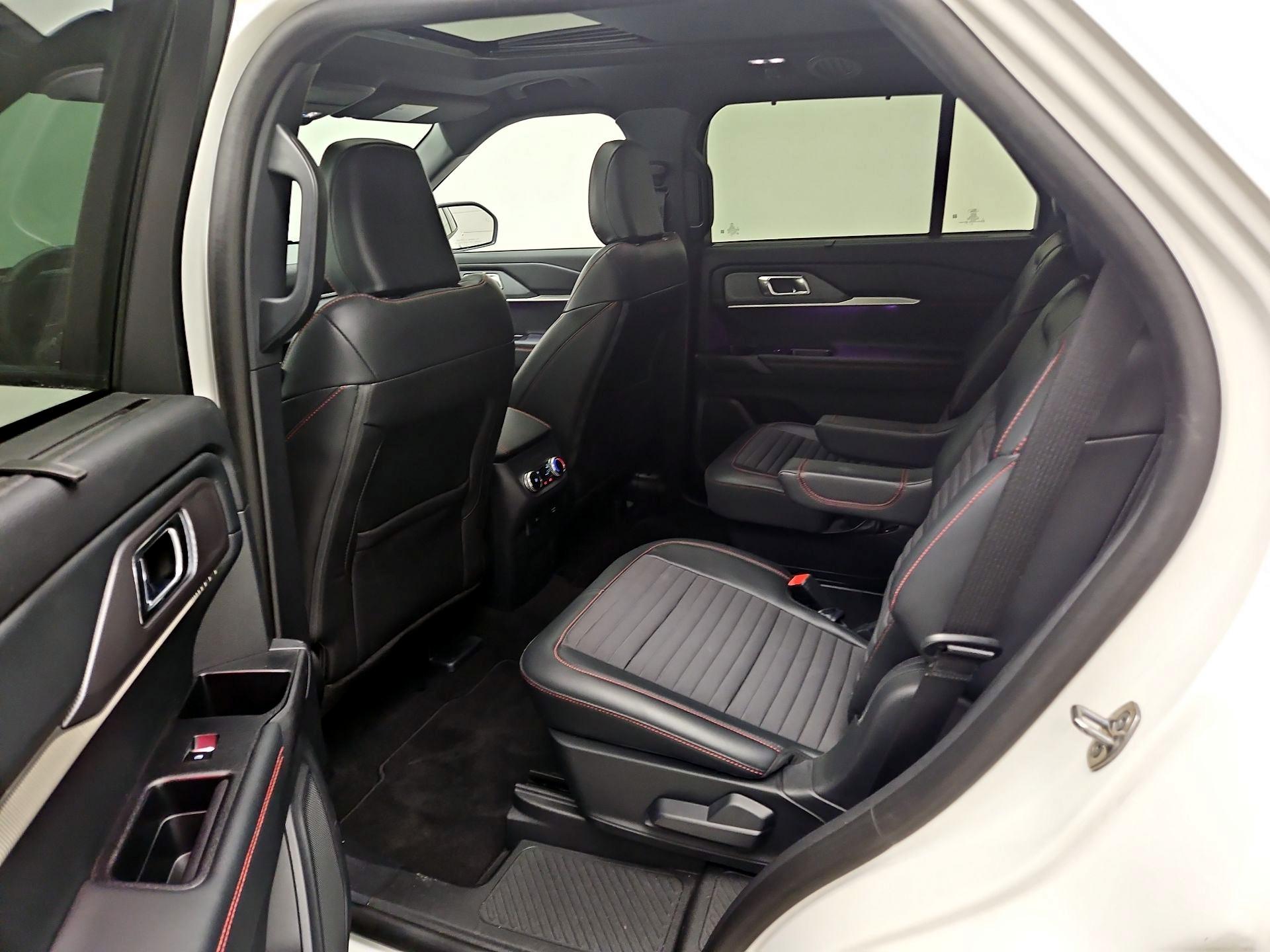 Thumbnail: 2025 Ford Explorer - 20