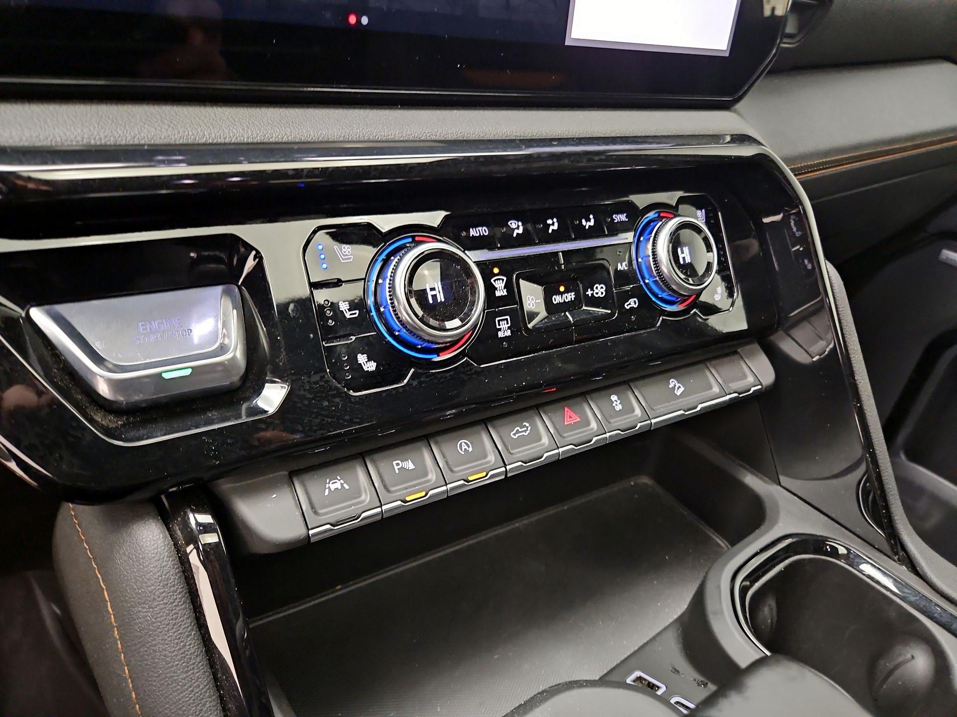 Thumbnail: 2026 GMC Sierra 1500 - 17