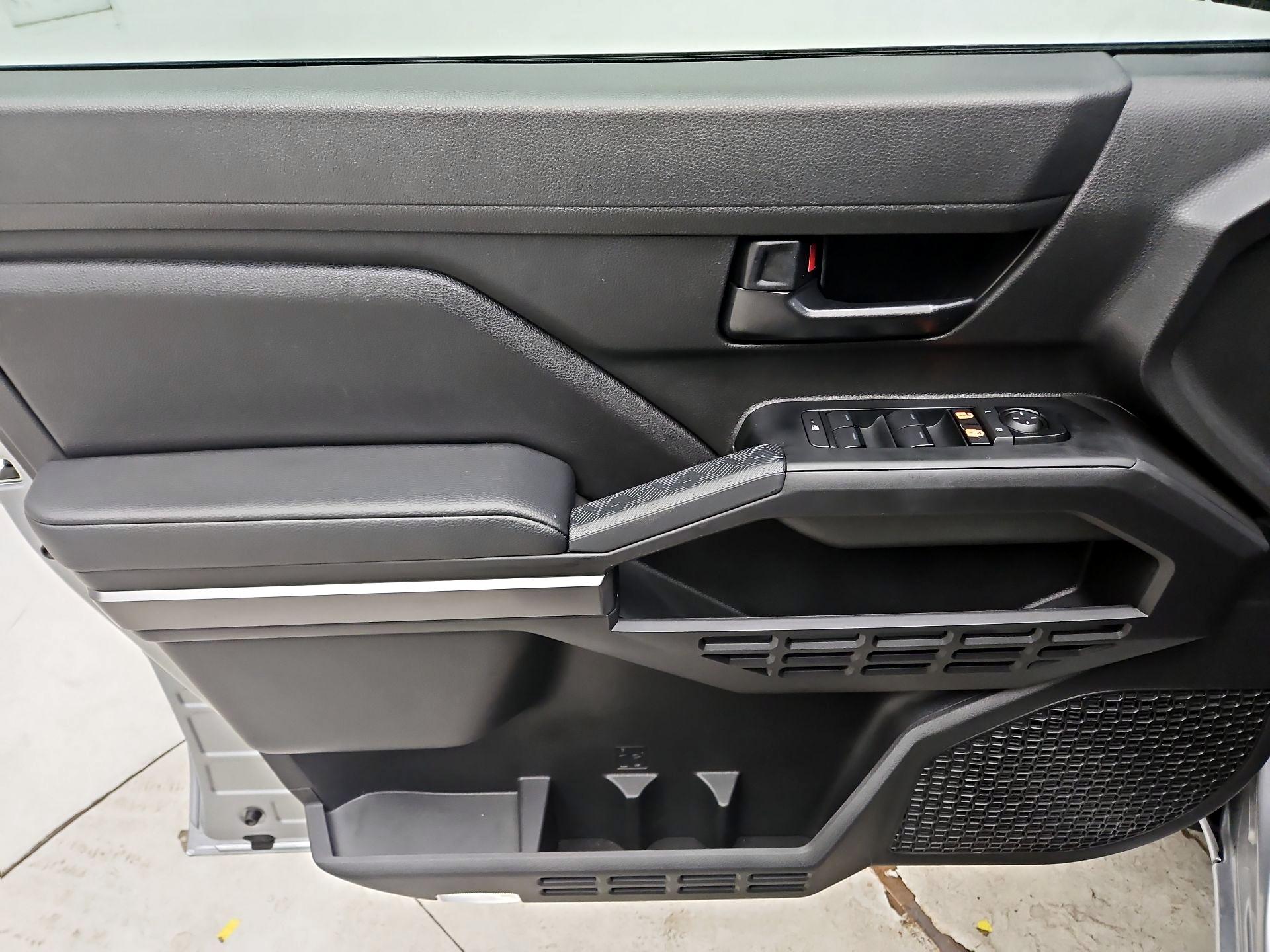 Thumbnail: 2025 Toyota Tacoma - 12