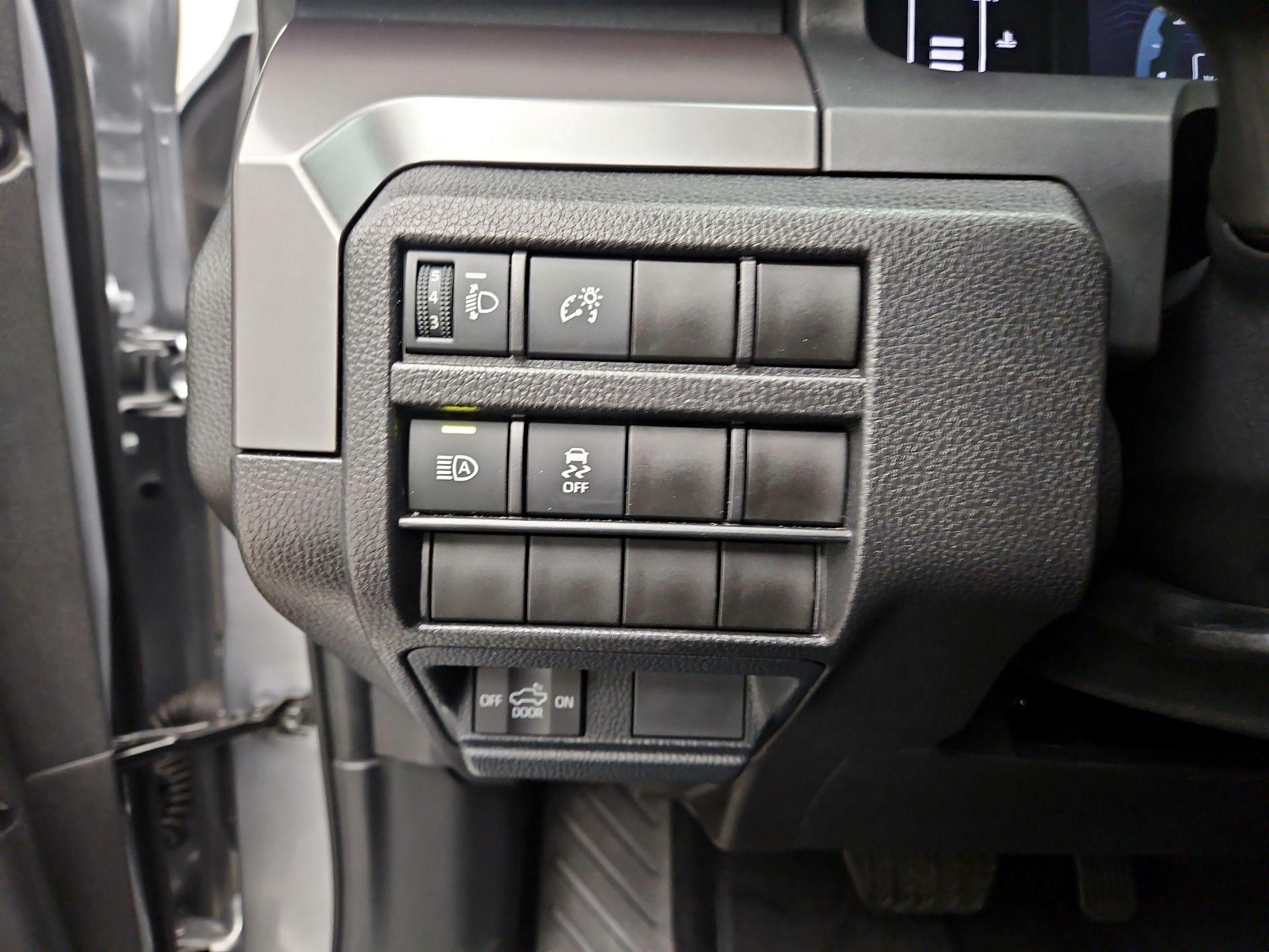 Thumbnail: 2025 Toyota Tacoma - 13