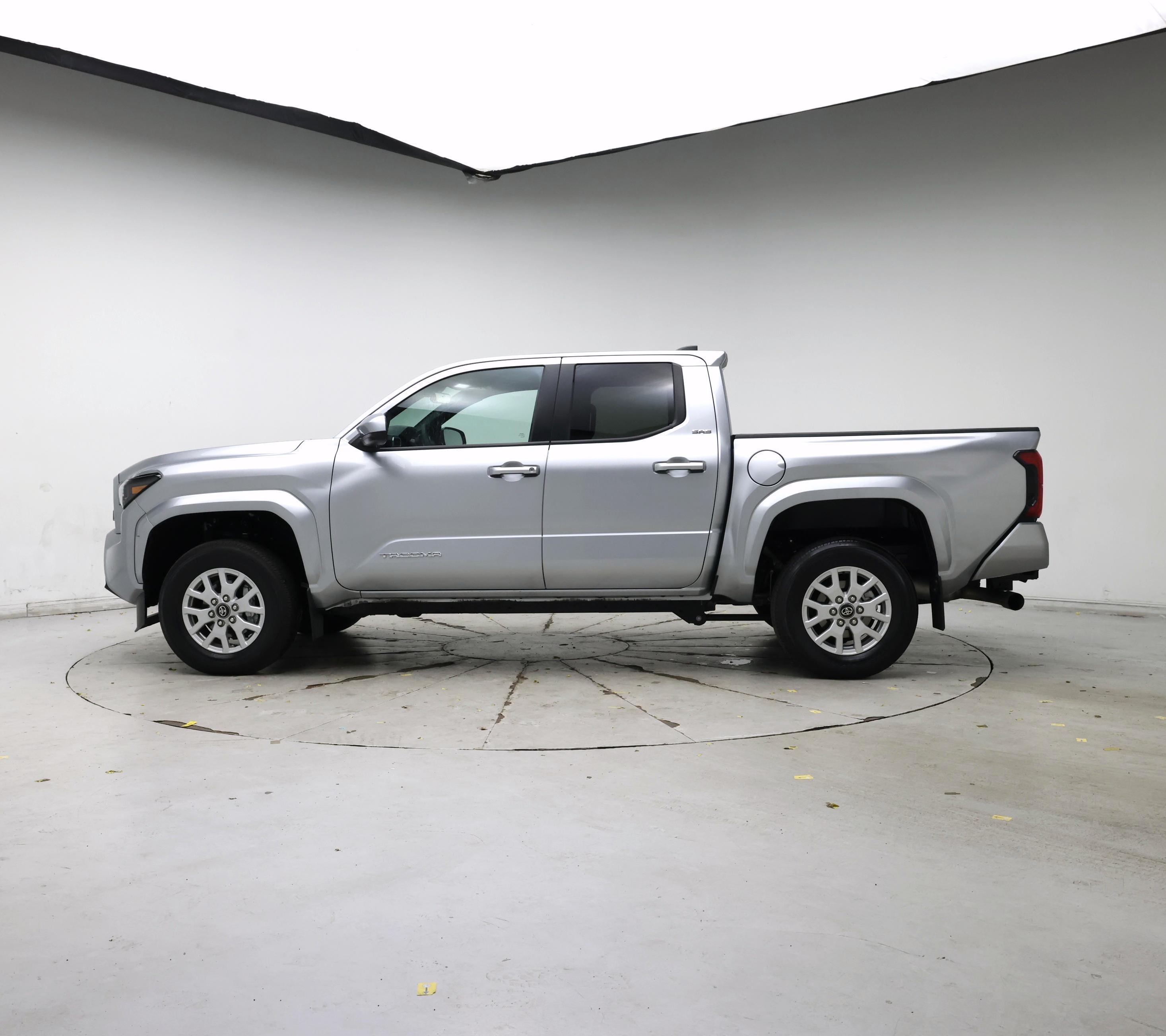 Thumbnail: 2025 Toyota Tacoma - 3