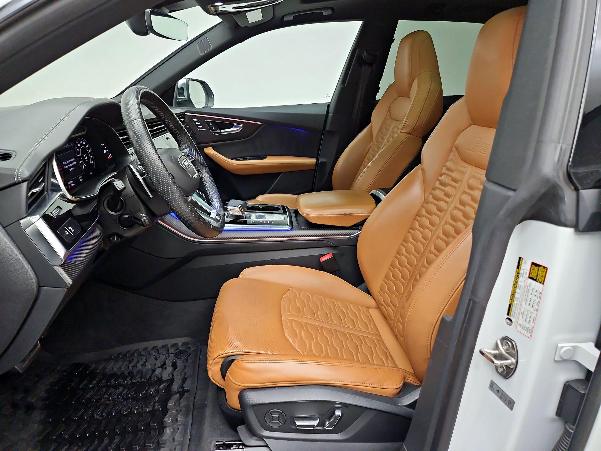 Thumbnail: 2022 Audi RS Q8 - 11