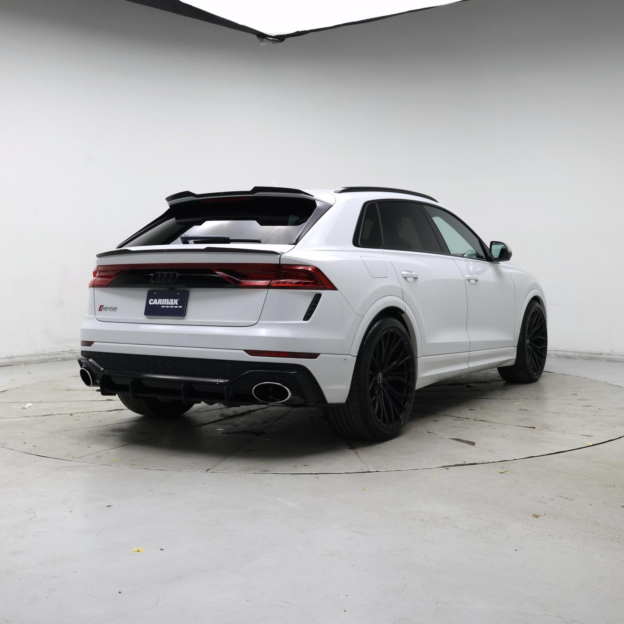 Thumbnail: 2022 Audi RS Q8 - 8