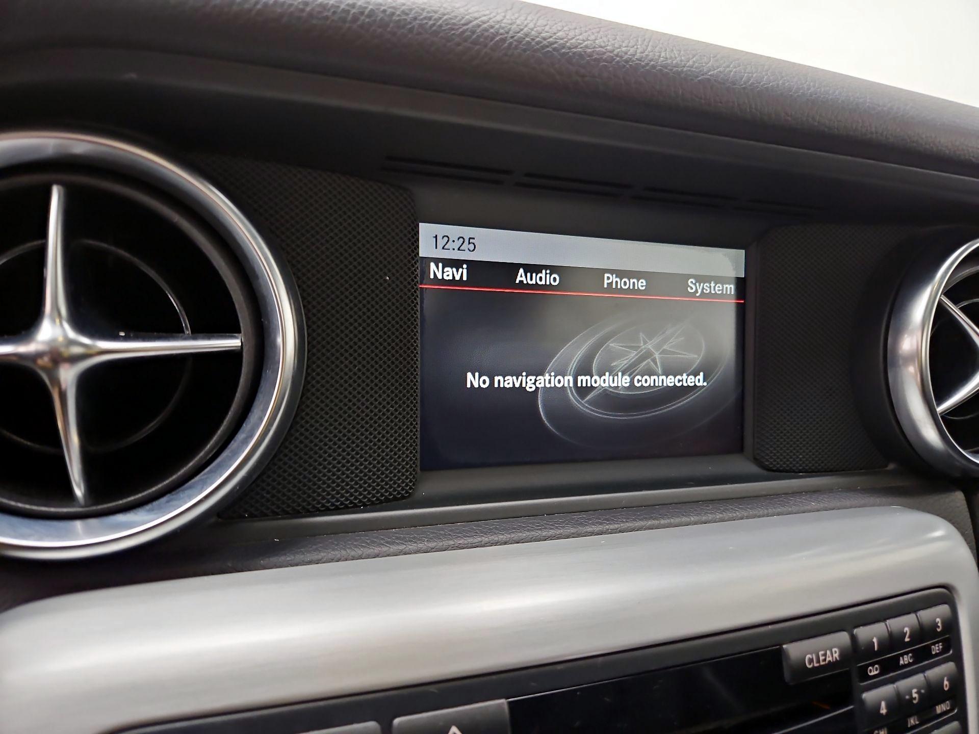 Thumbnail: 2016 Mercedes-Benz SLK - 14