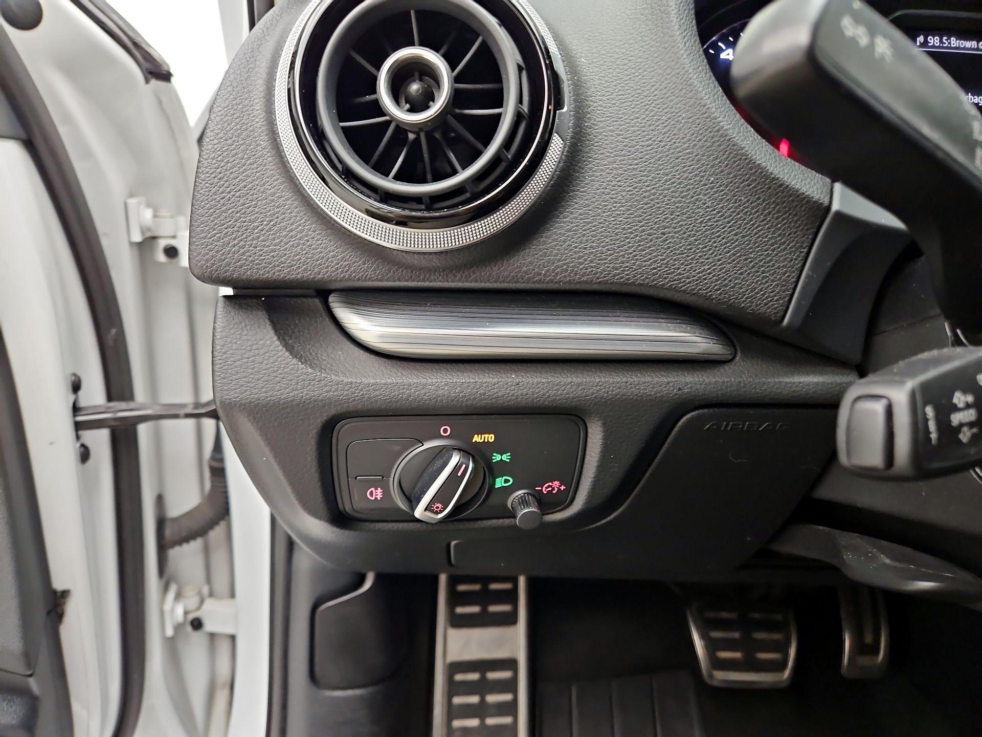 Thumbnail: 2015 Audi A3 - 13