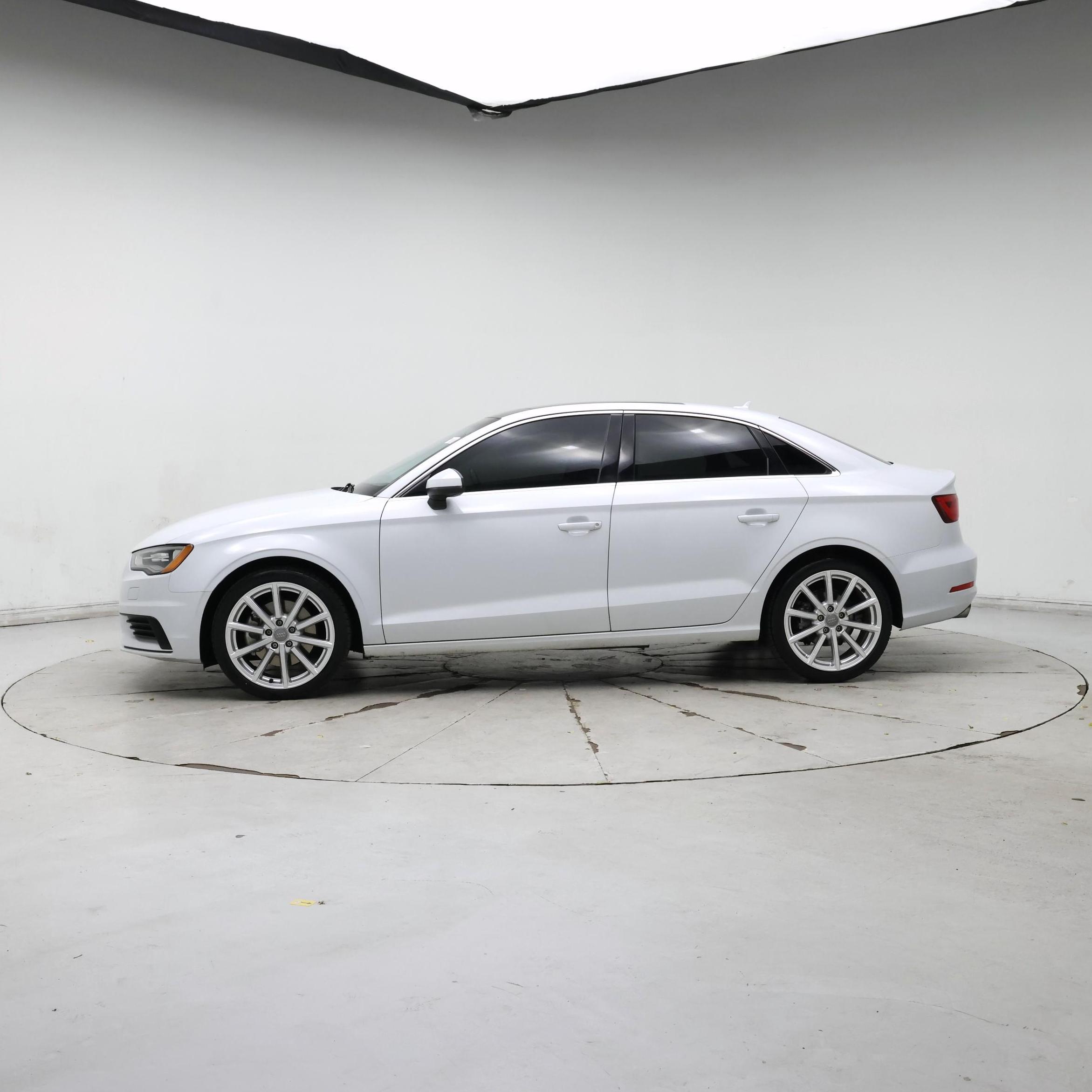 Thumbnail: 2015 Audi A3 - 3