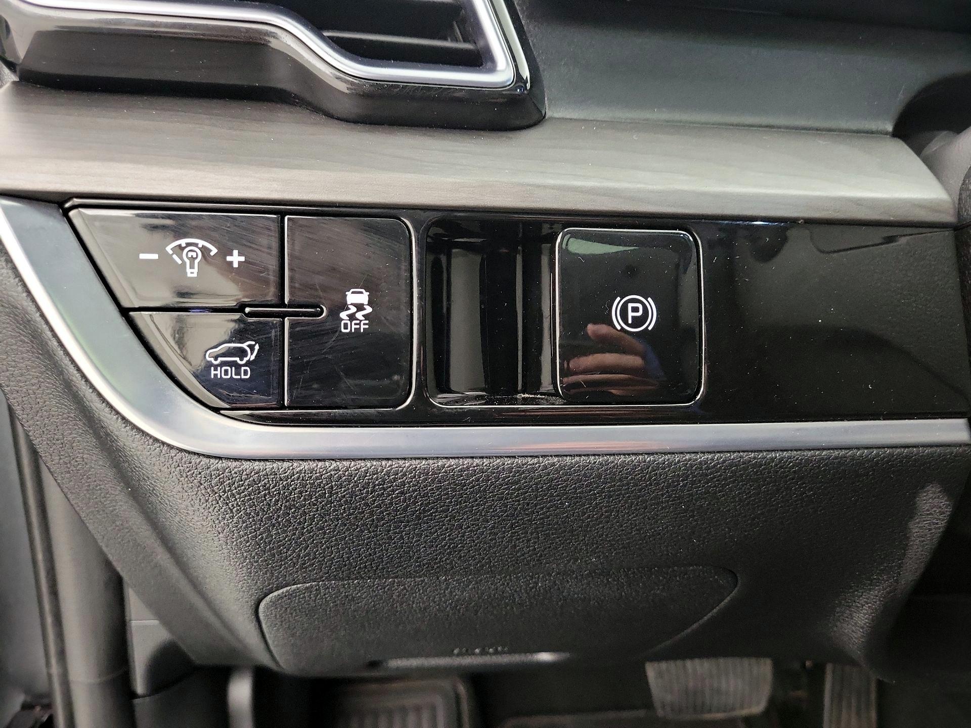 Thumbnail: 2023 Kia Sportage - 13