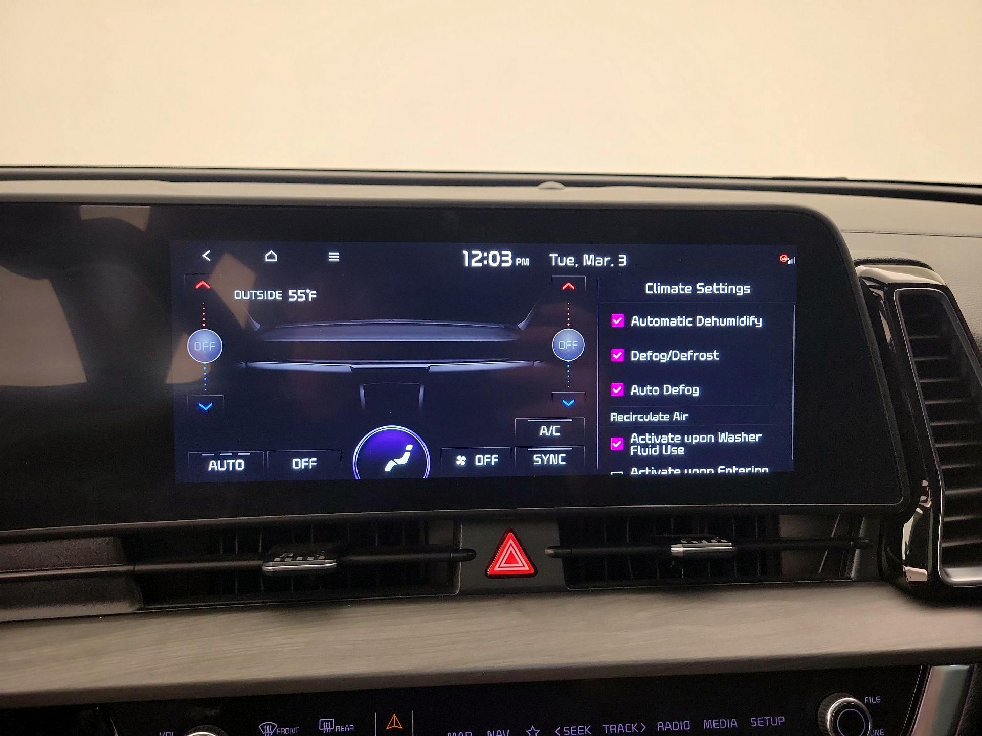 Thumbnail: 2023 Kia Sportage - 16