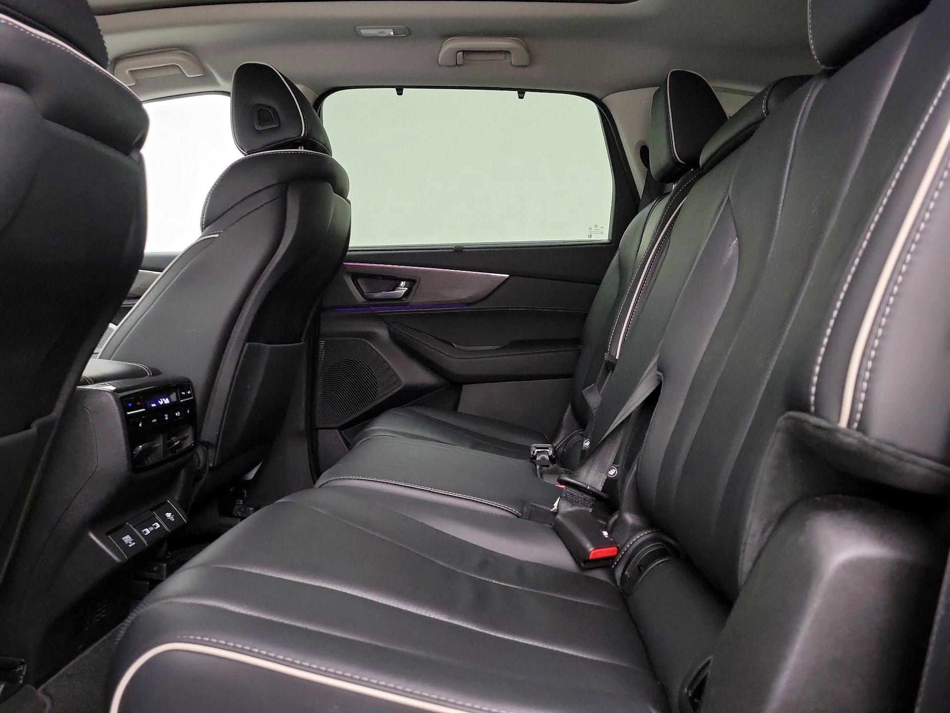 Thumbnail: 2023 Acura MDX - 20