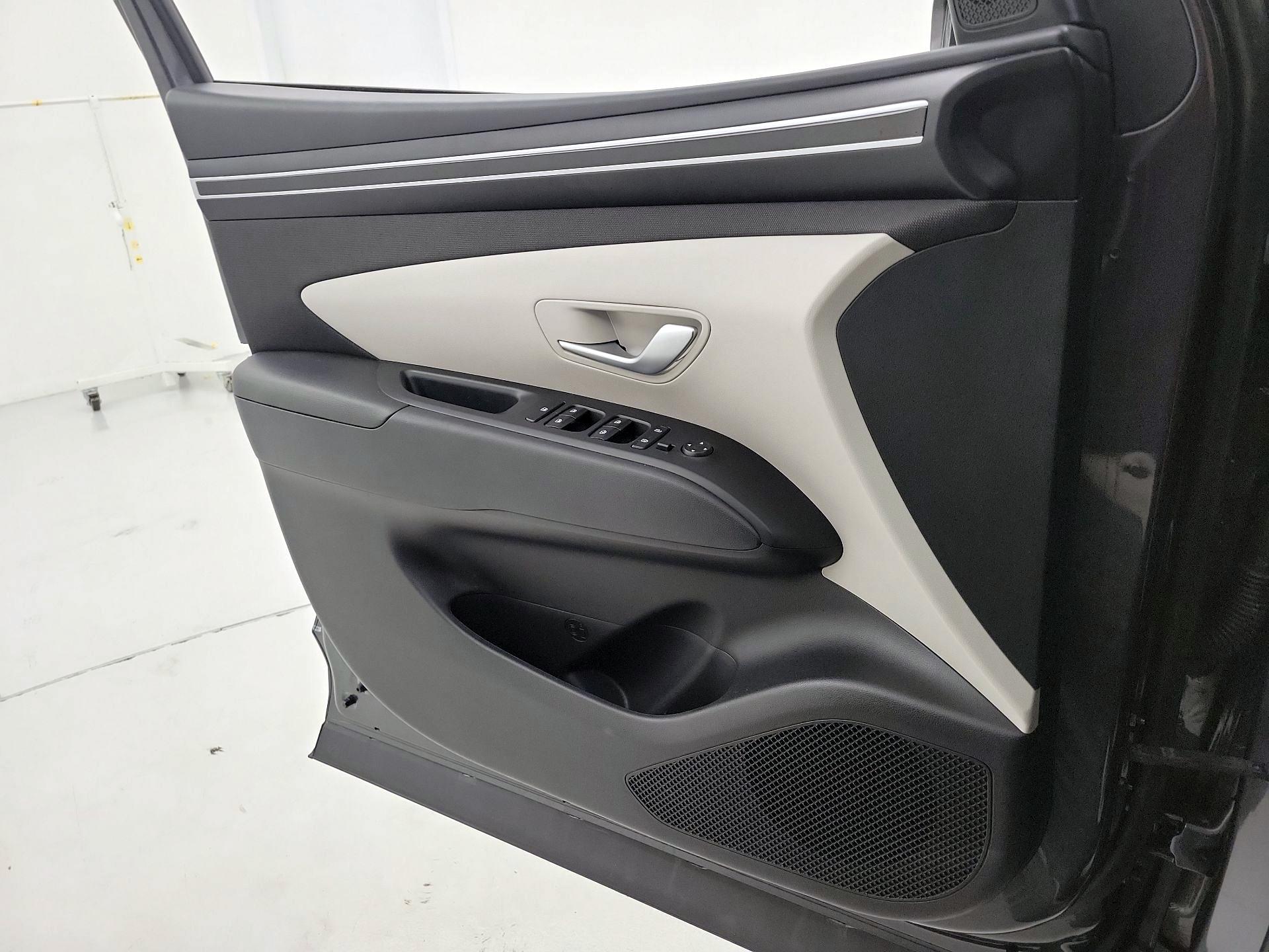 Thumbnail: 2024 Hyundai Tucson - 12