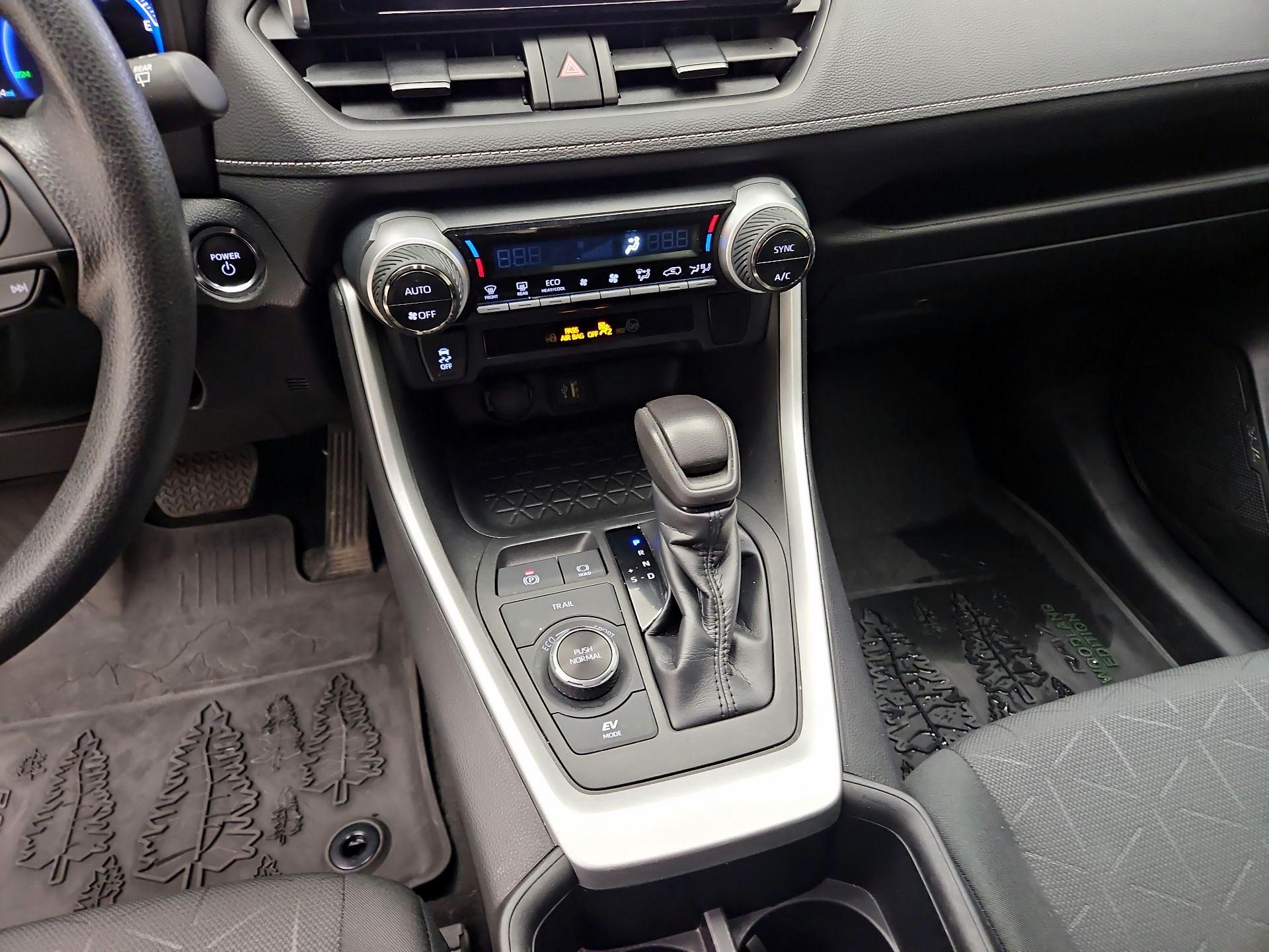 Thumbnail: 2023 Toyota RAV4 - 18