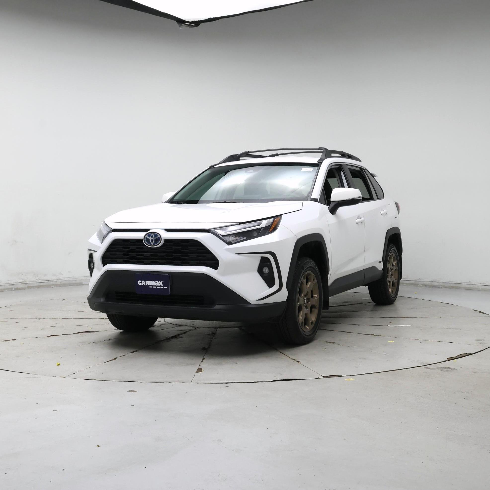 Thumbnail: 2023 Toyota RAV4 - 4