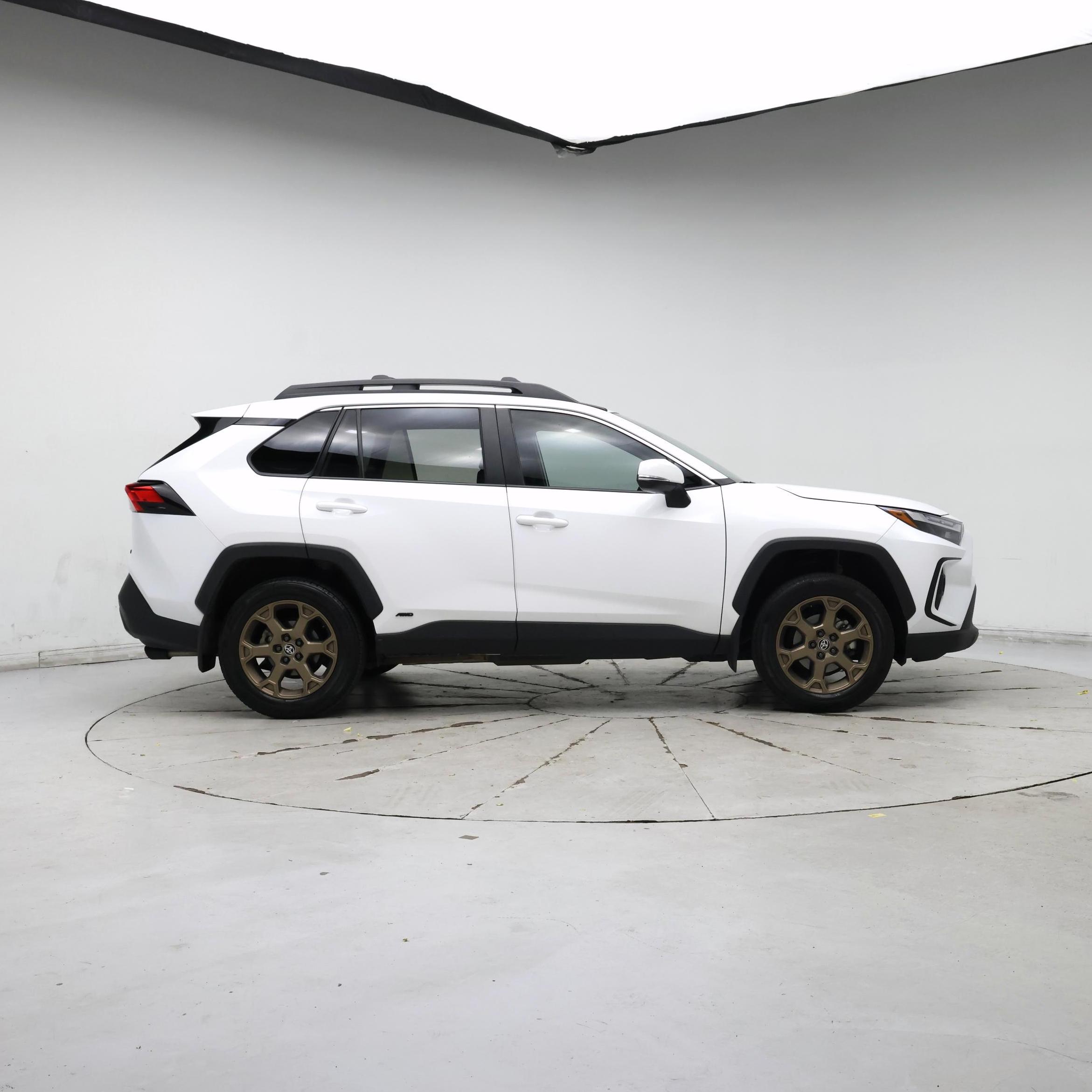 Thumbnail: 2023 Toyota RAV4 - 7