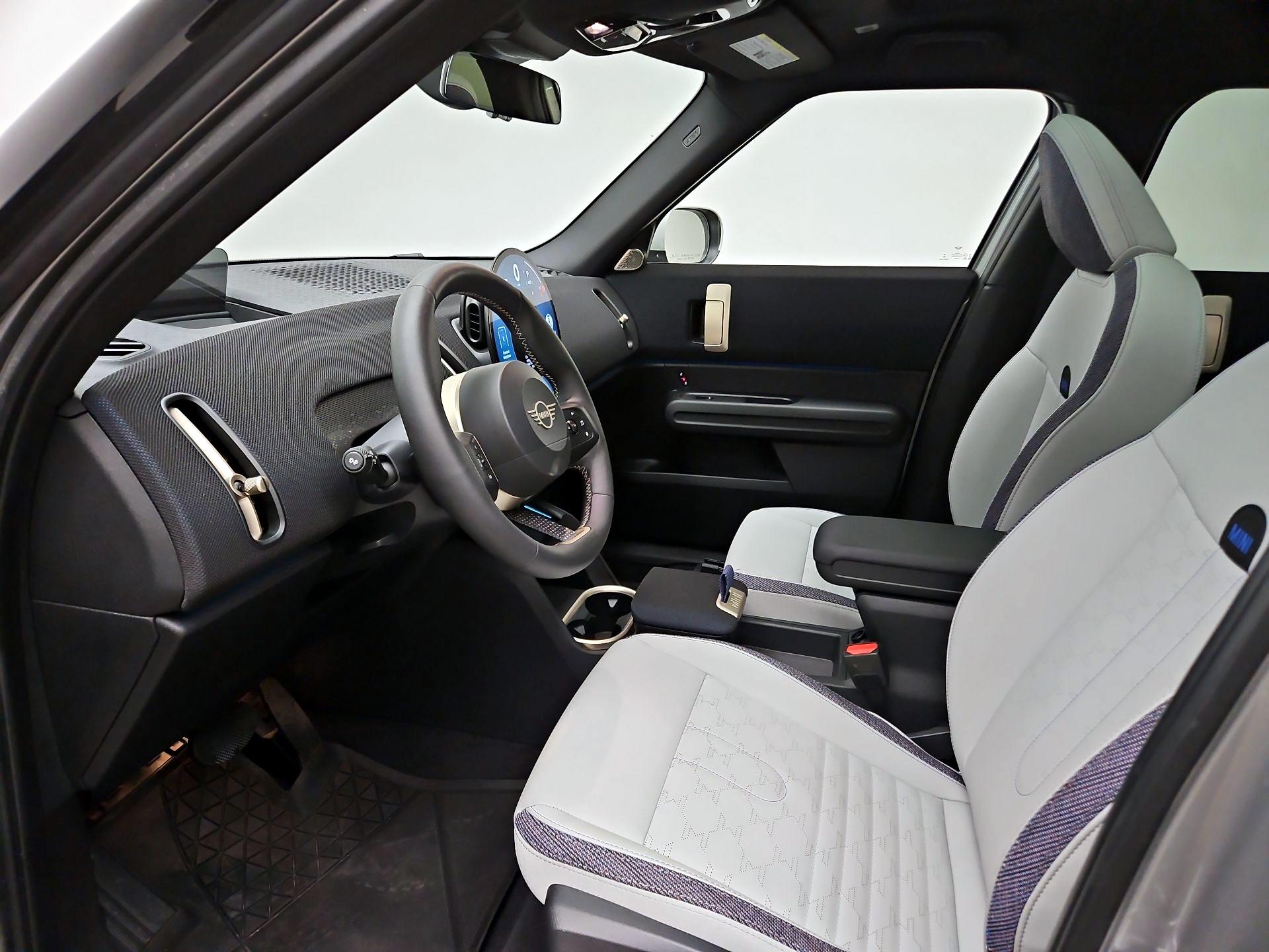 Thumbnail: 2026 MINI Cooper Countryman - 11