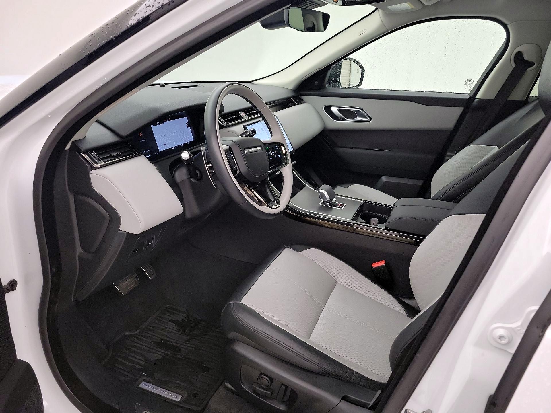 Thumbnail: 2025 Land Rover Range Rover Velar - 11