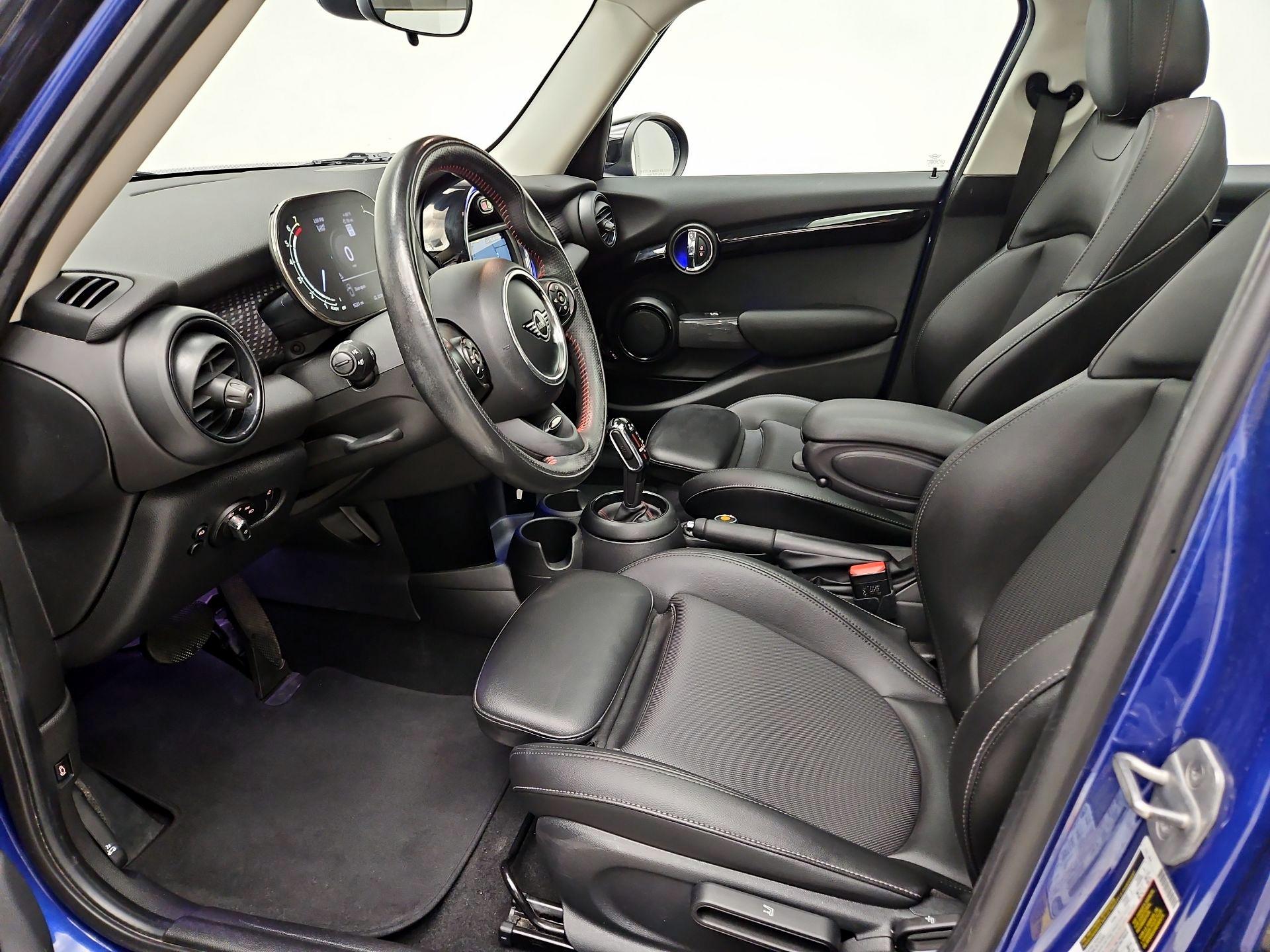 Thumbnail: 2021 MINI Cooper Hardtop - 11