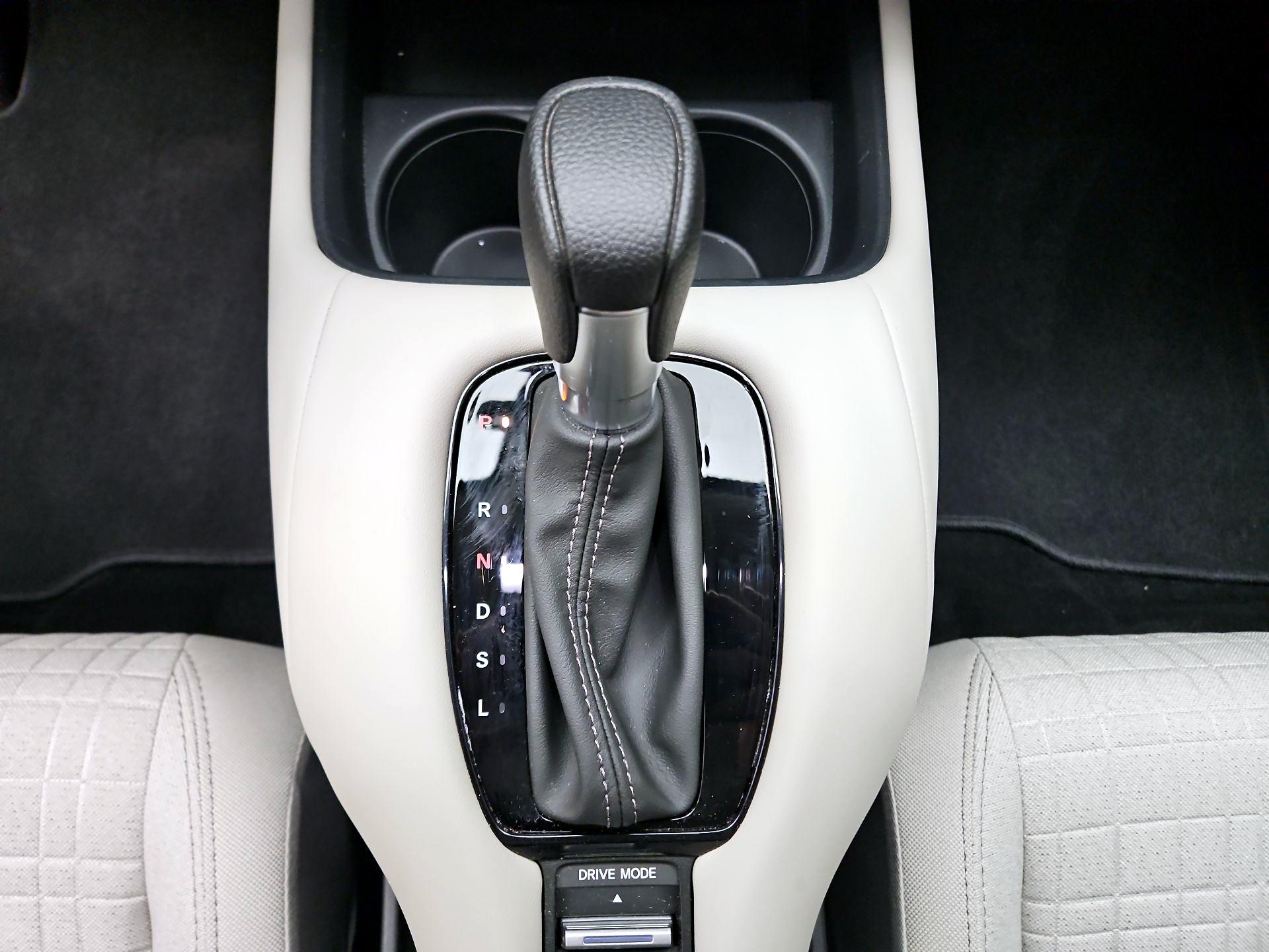 Thumbnail: 2025 Honda HR-V - 17