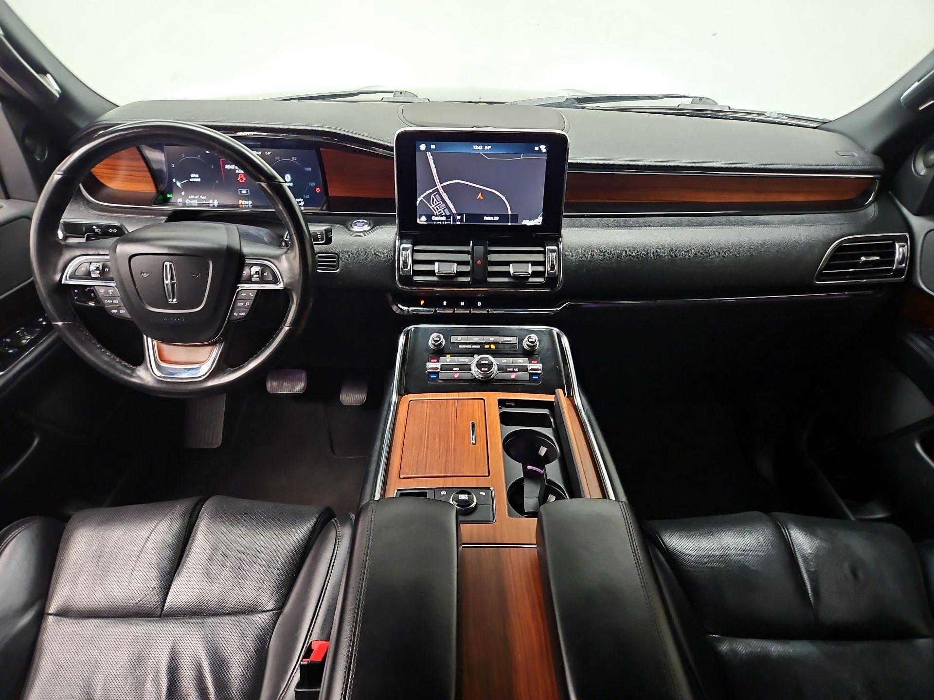 Thumbnail: 2019 Lincoln Navigator - 9