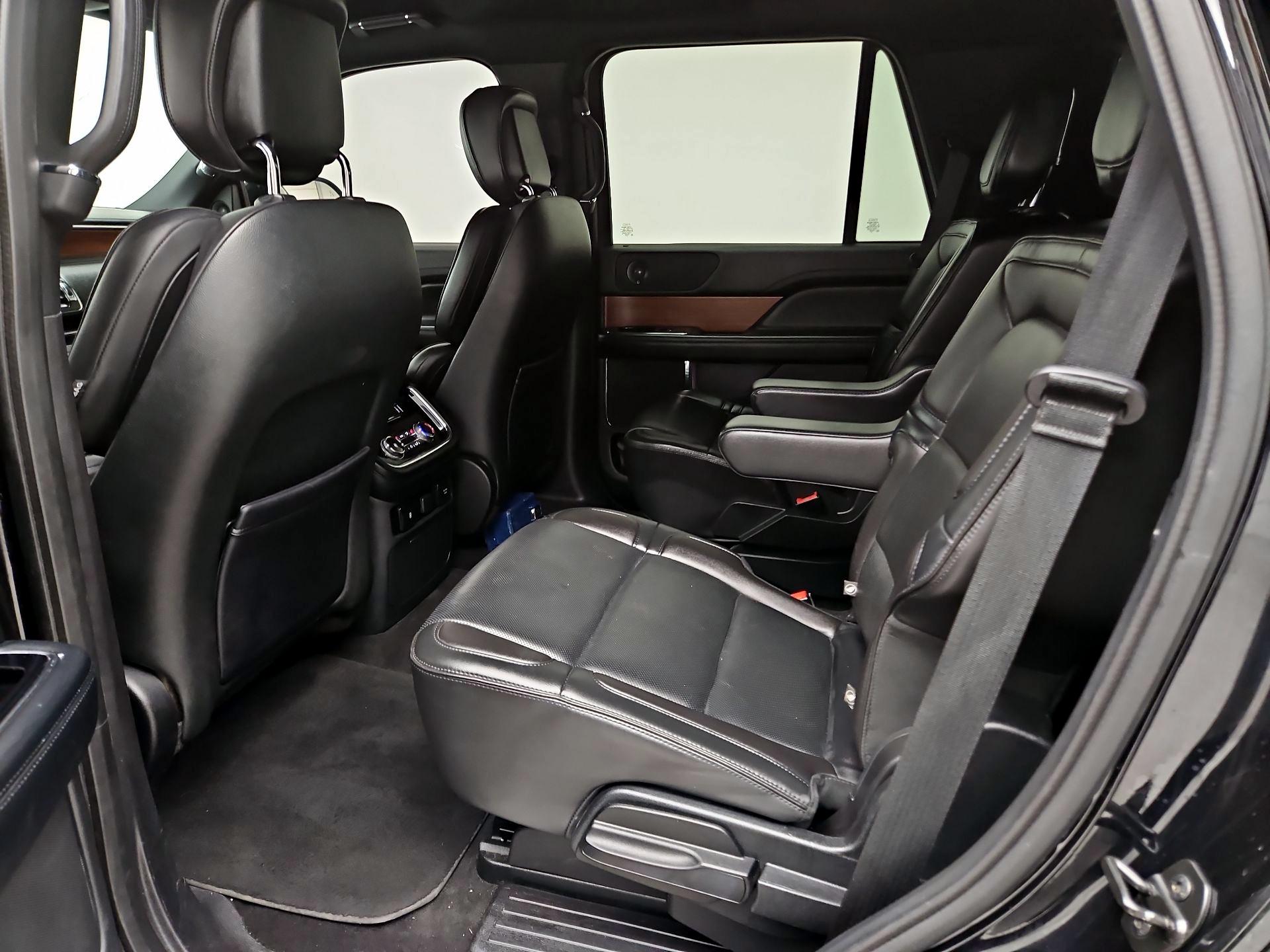 Thumbnail: 2019 Lincoln Navigator - 20