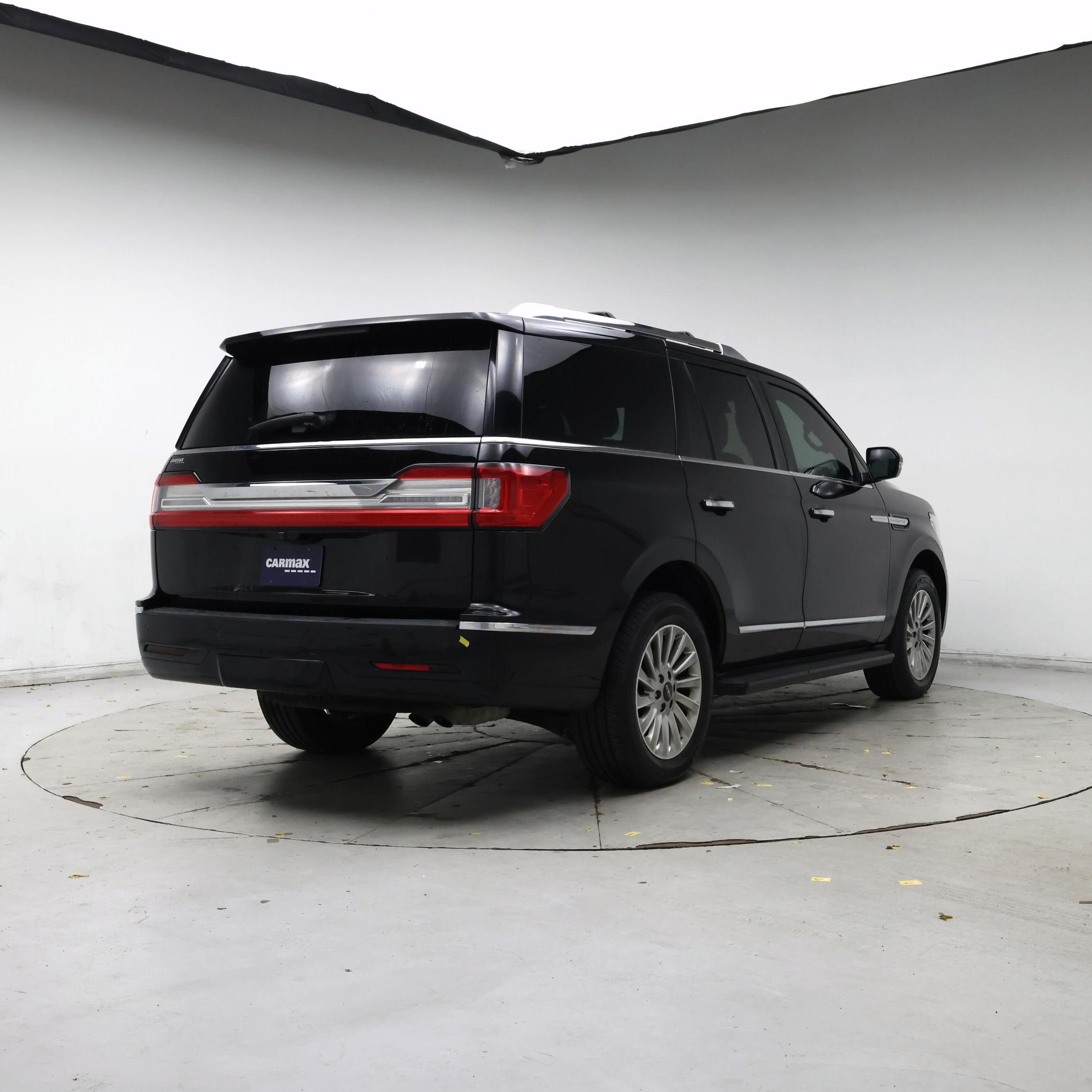 Thumbnail: 2019 Lincoln Navigator - 8