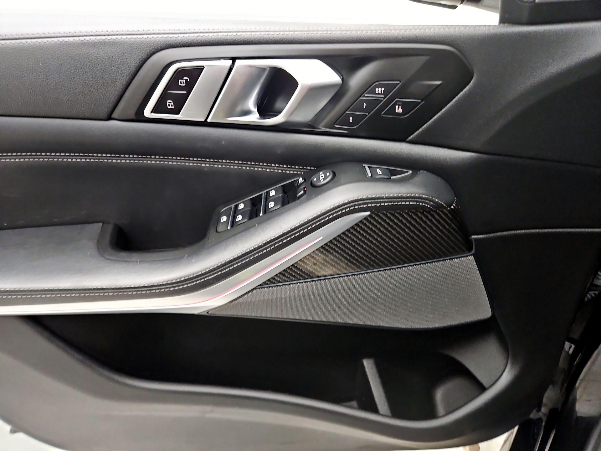 Thumbnail: 2023 BMW X5 - 12
