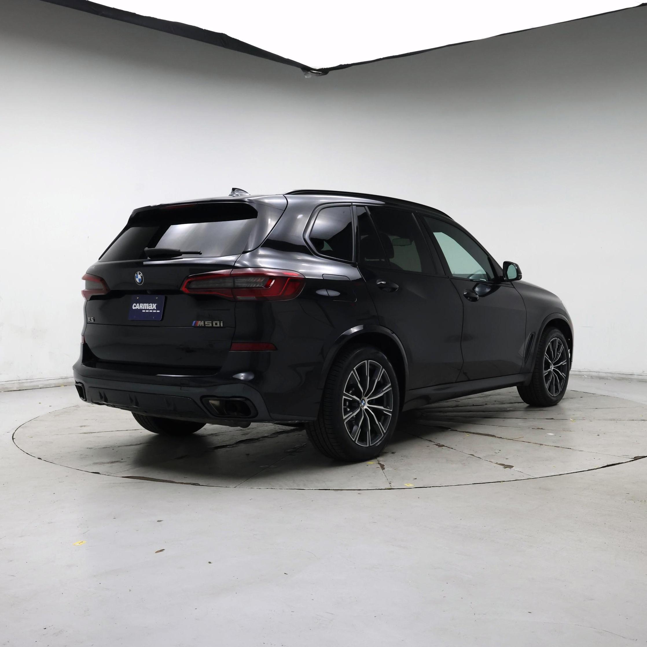 Thumbnail: 2023 BMW X5 - 8