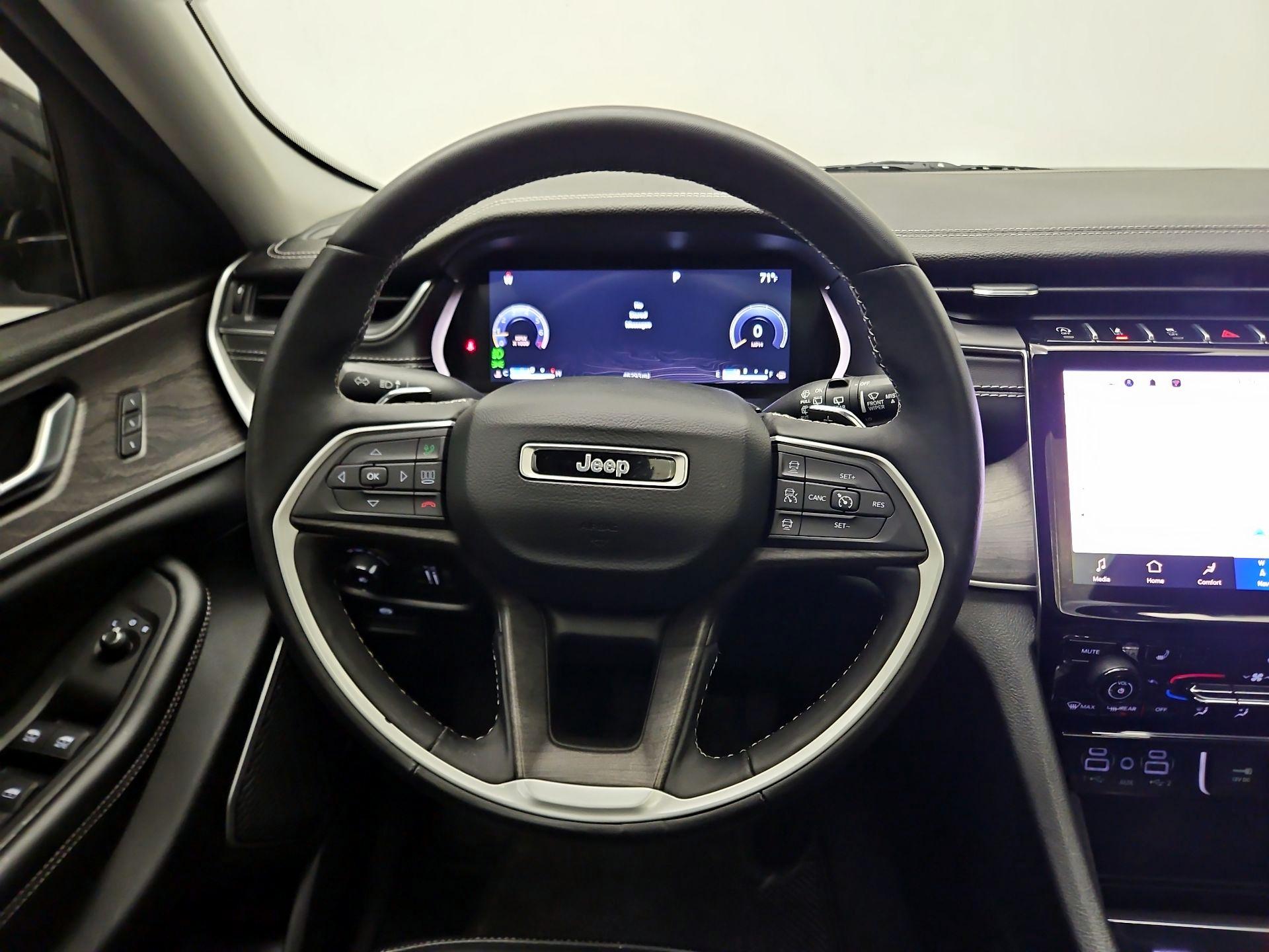 Thumbnail: 2022 Jeep Grand Cherokee - 10