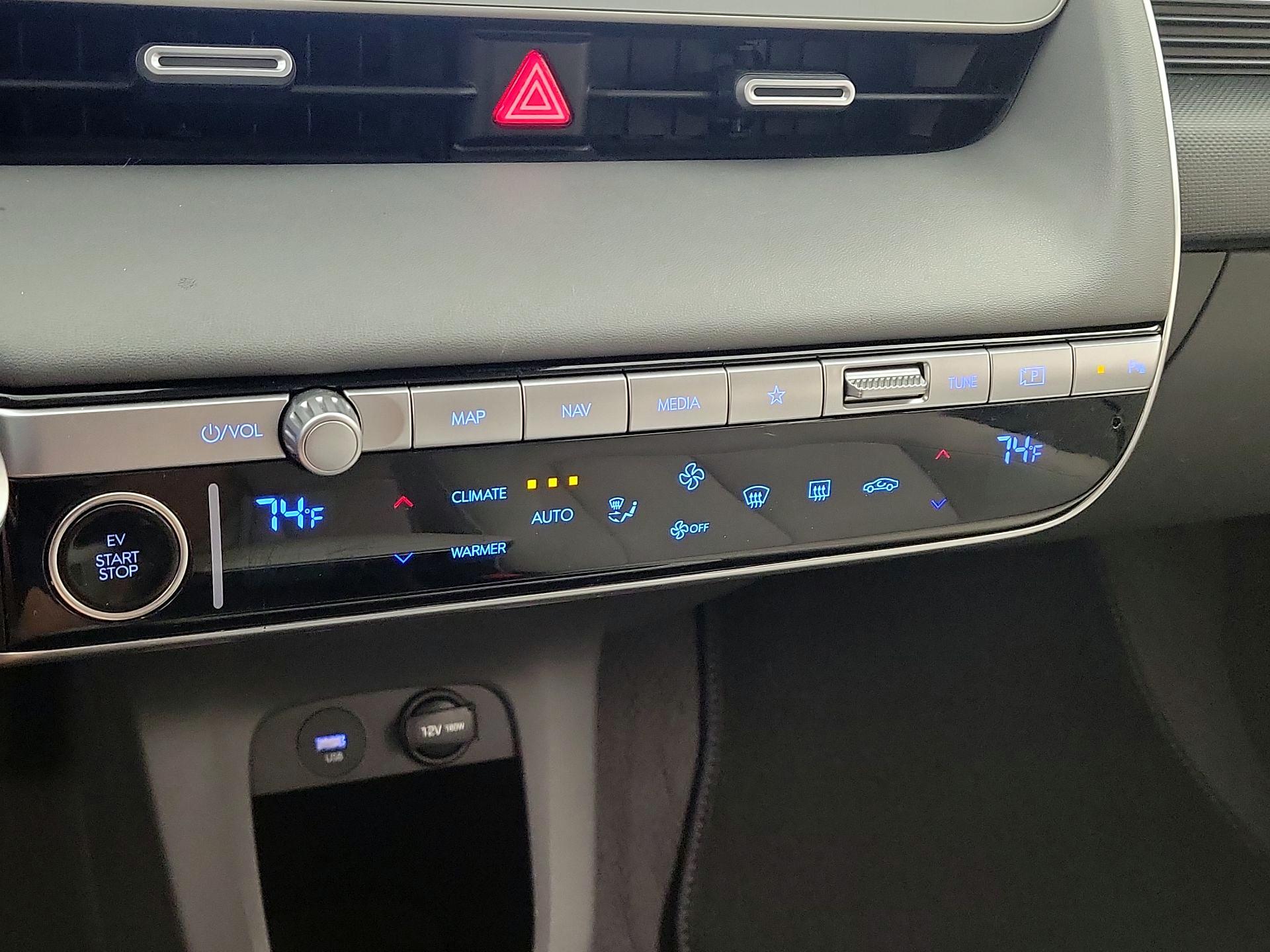 Thumbnail: 2022 Hyundai Ioniq 5 - 17