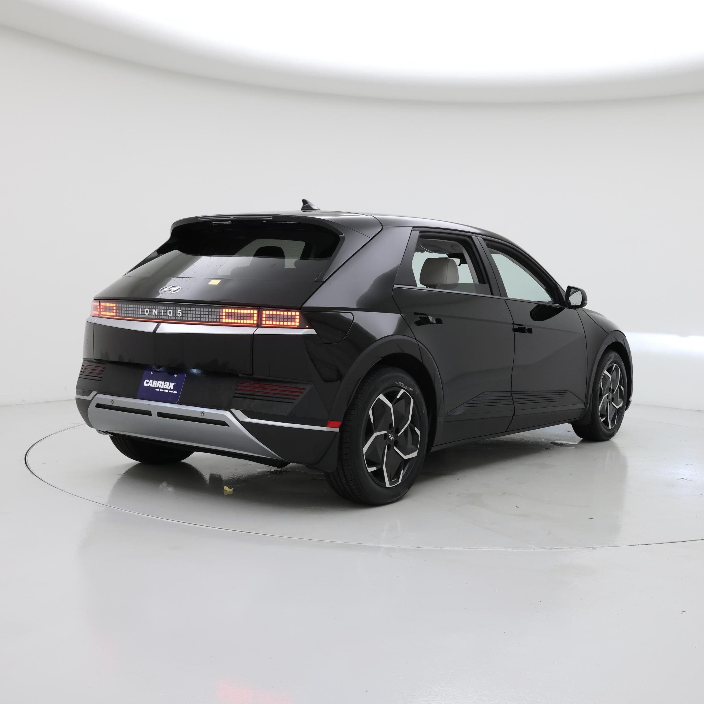 Thumbnail: 2022 Hyundai Ioniq 5 - 8