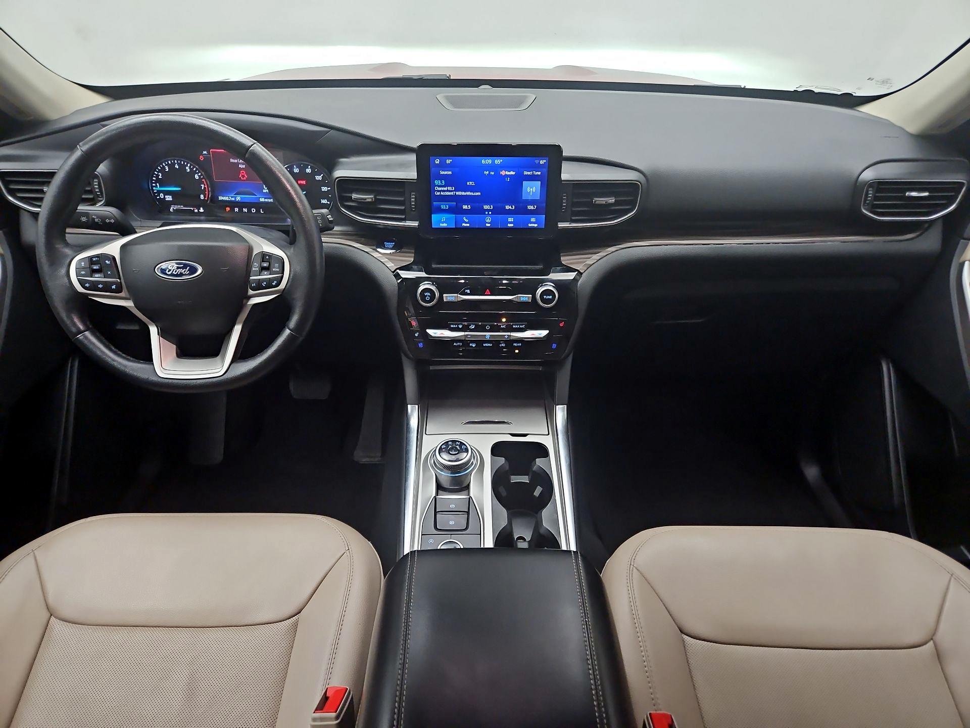 Thumbnail: 2023 Ford Explorer - 9