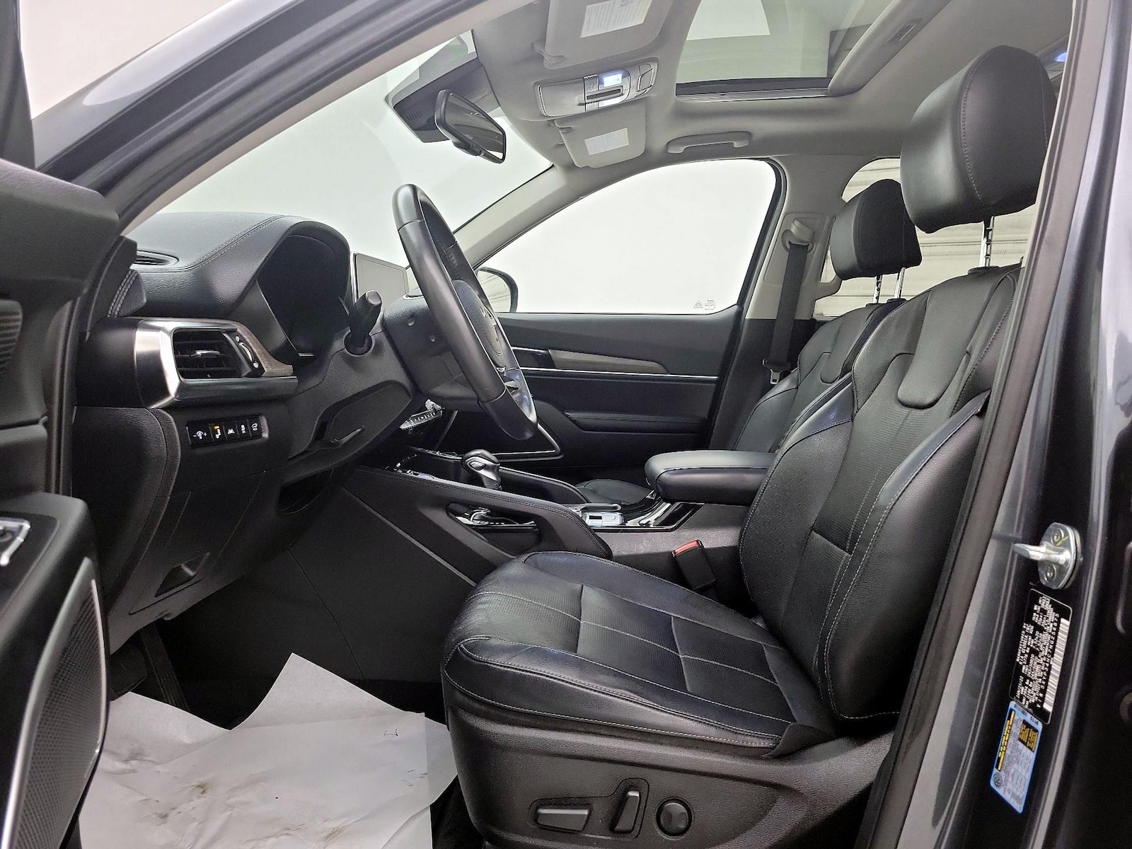 2022 Kia Telluride EX - Photo 12