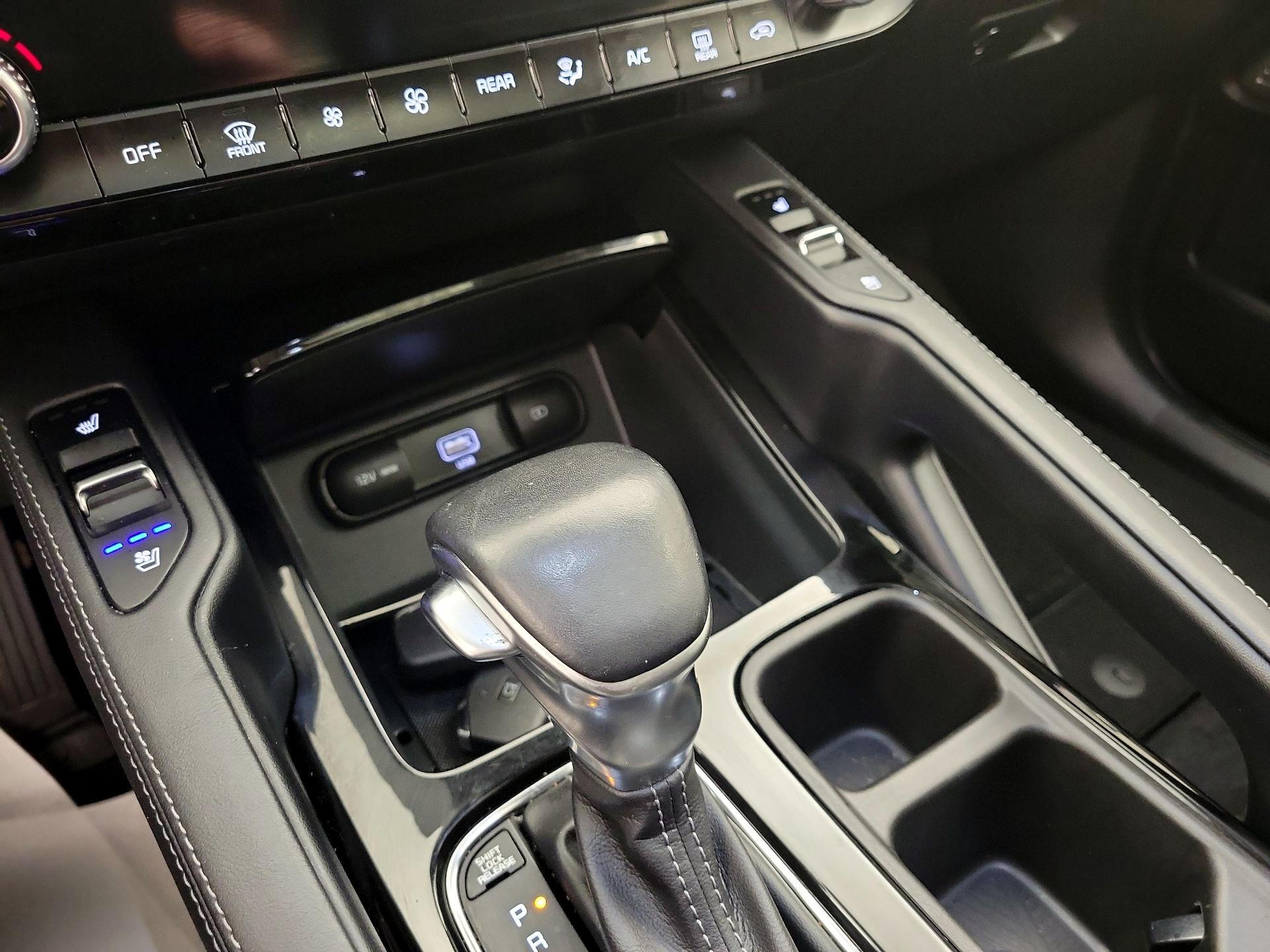 Thumbnail: 2022 Kia Telluride - 18