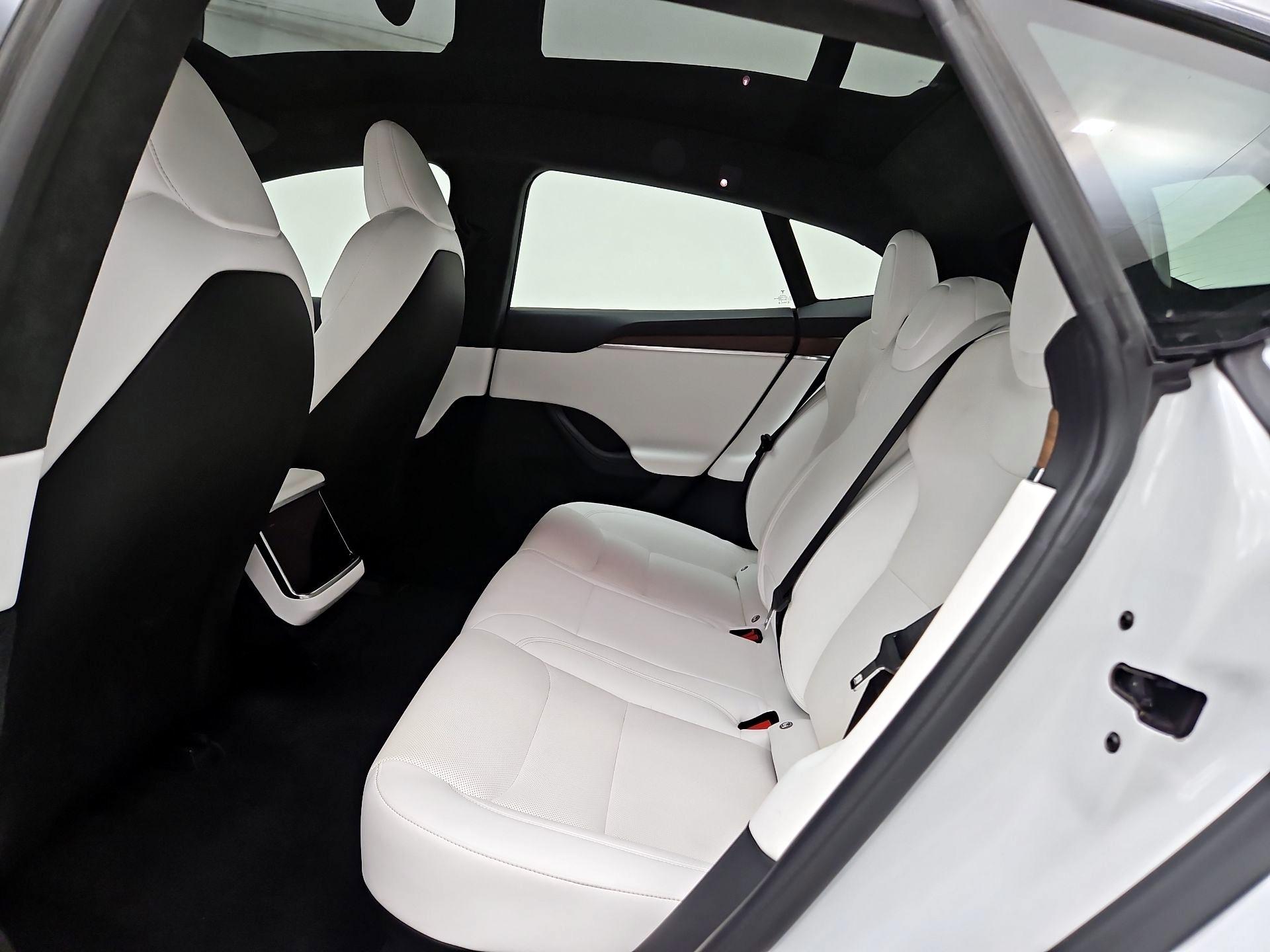 Thumbnail: 2022 Tesla Model S - 18