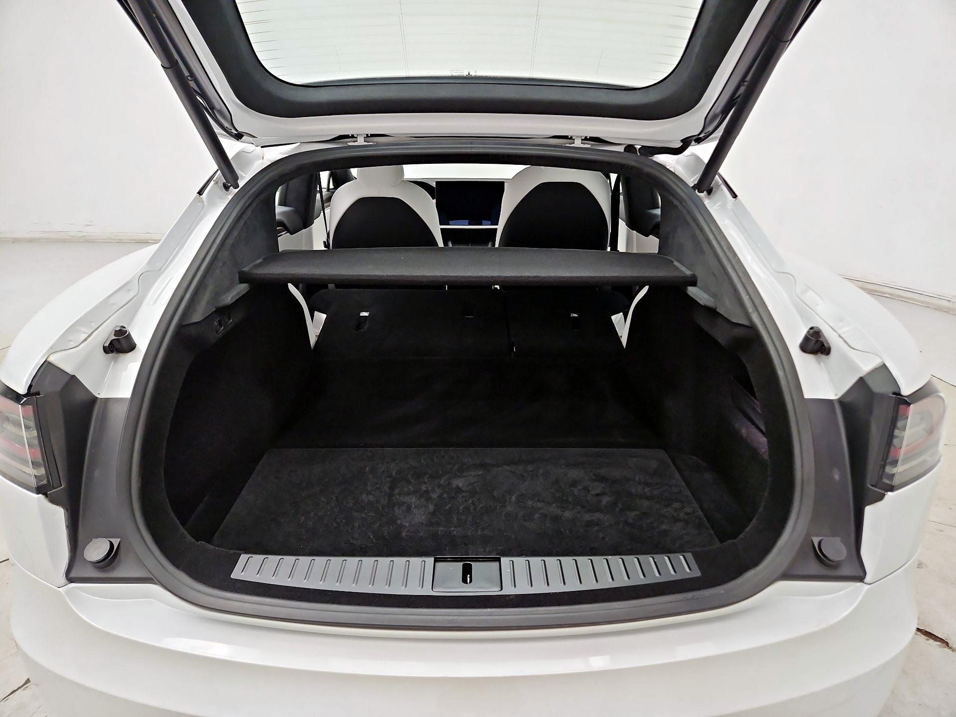 Thumbnail: 2022 Tesla Model S - 20