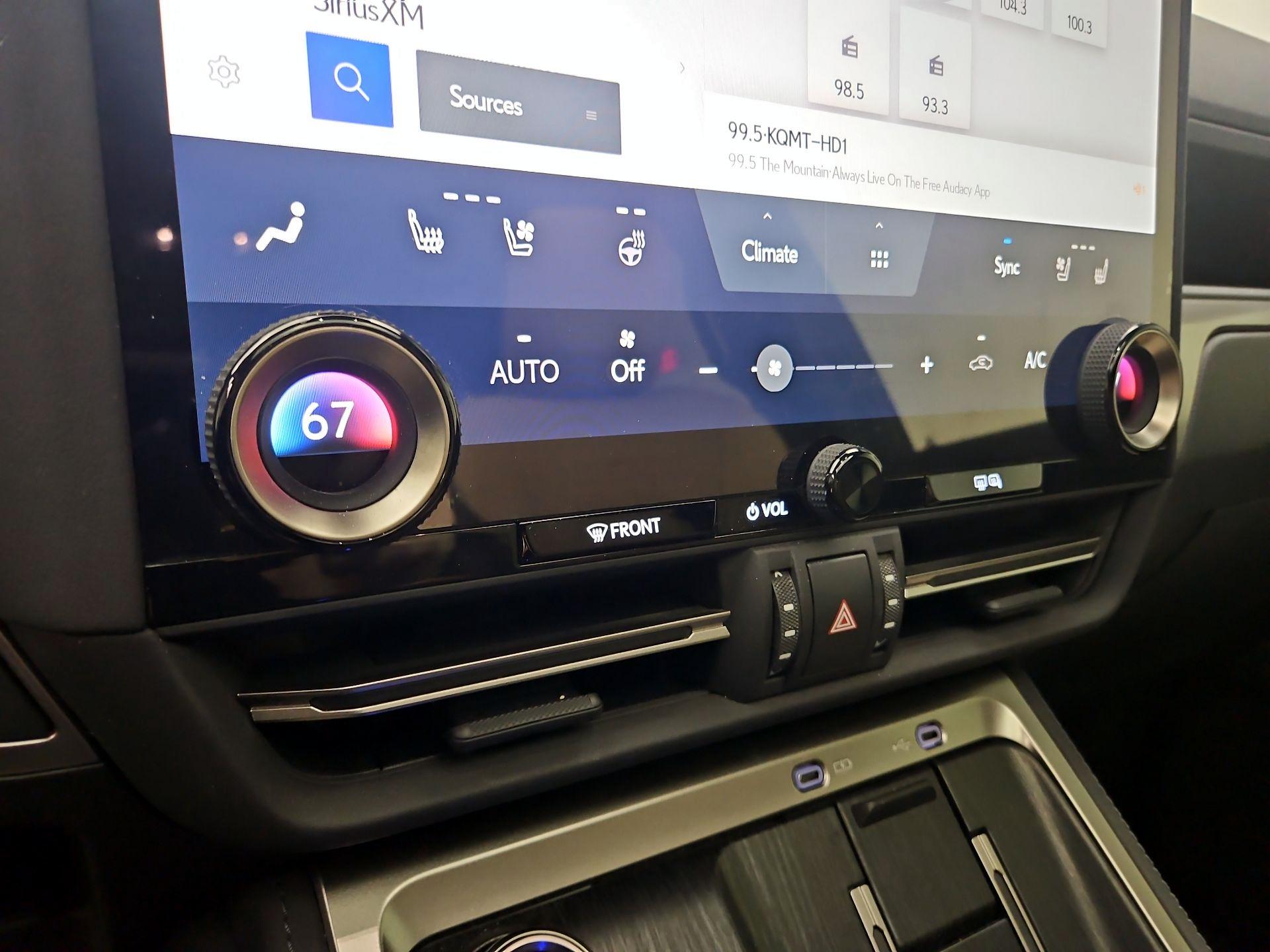 Thumbnail: 2024 Lexus GX - 16