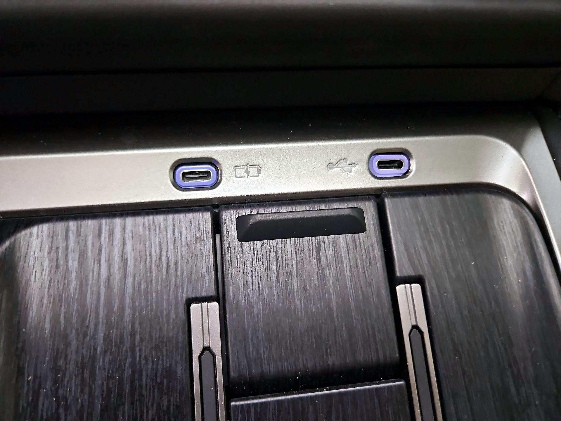 Thumbnail: 2024 Lexus GX - 18