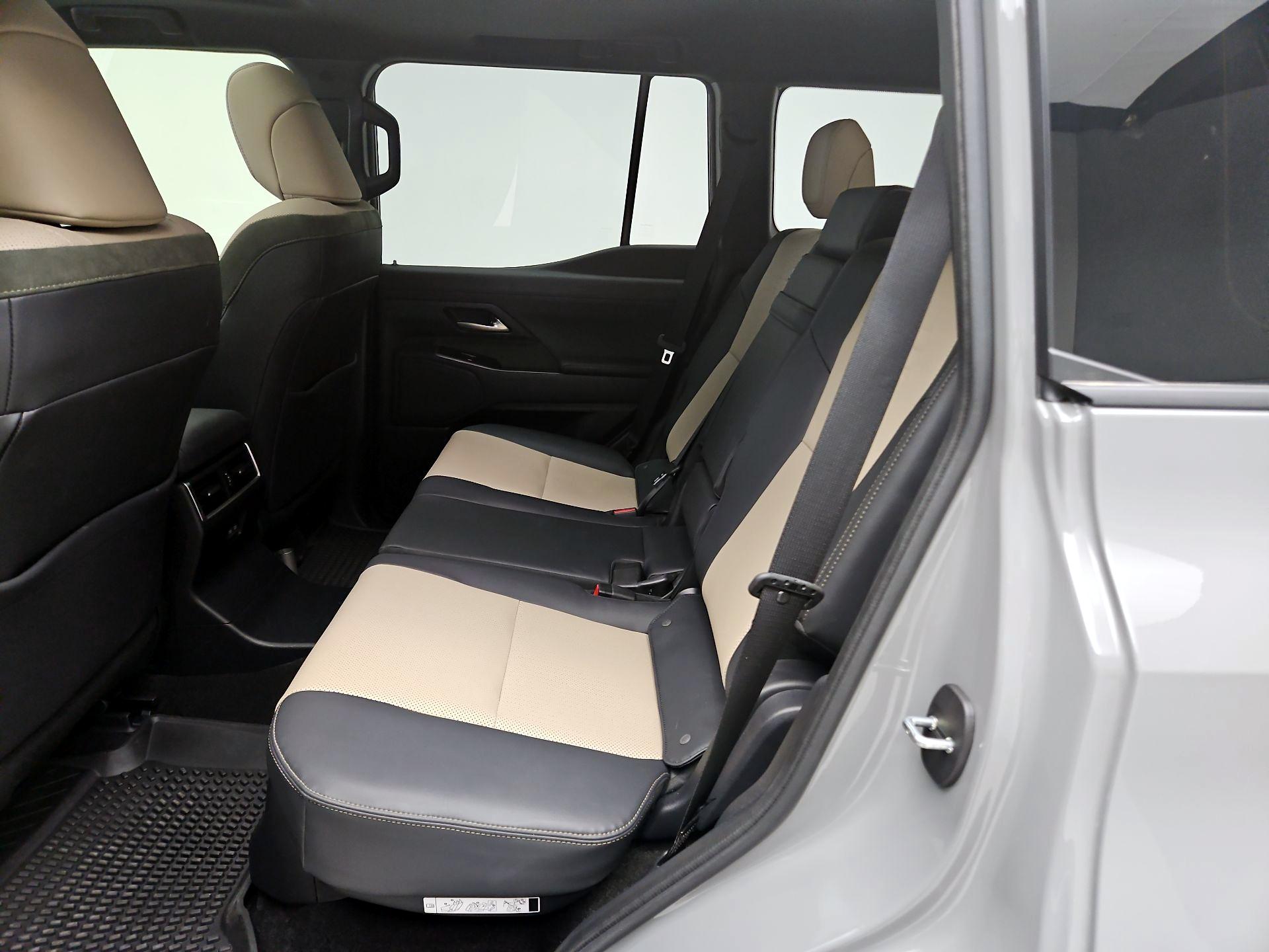 Thumbnail: 2024 Lexus GX - 20
