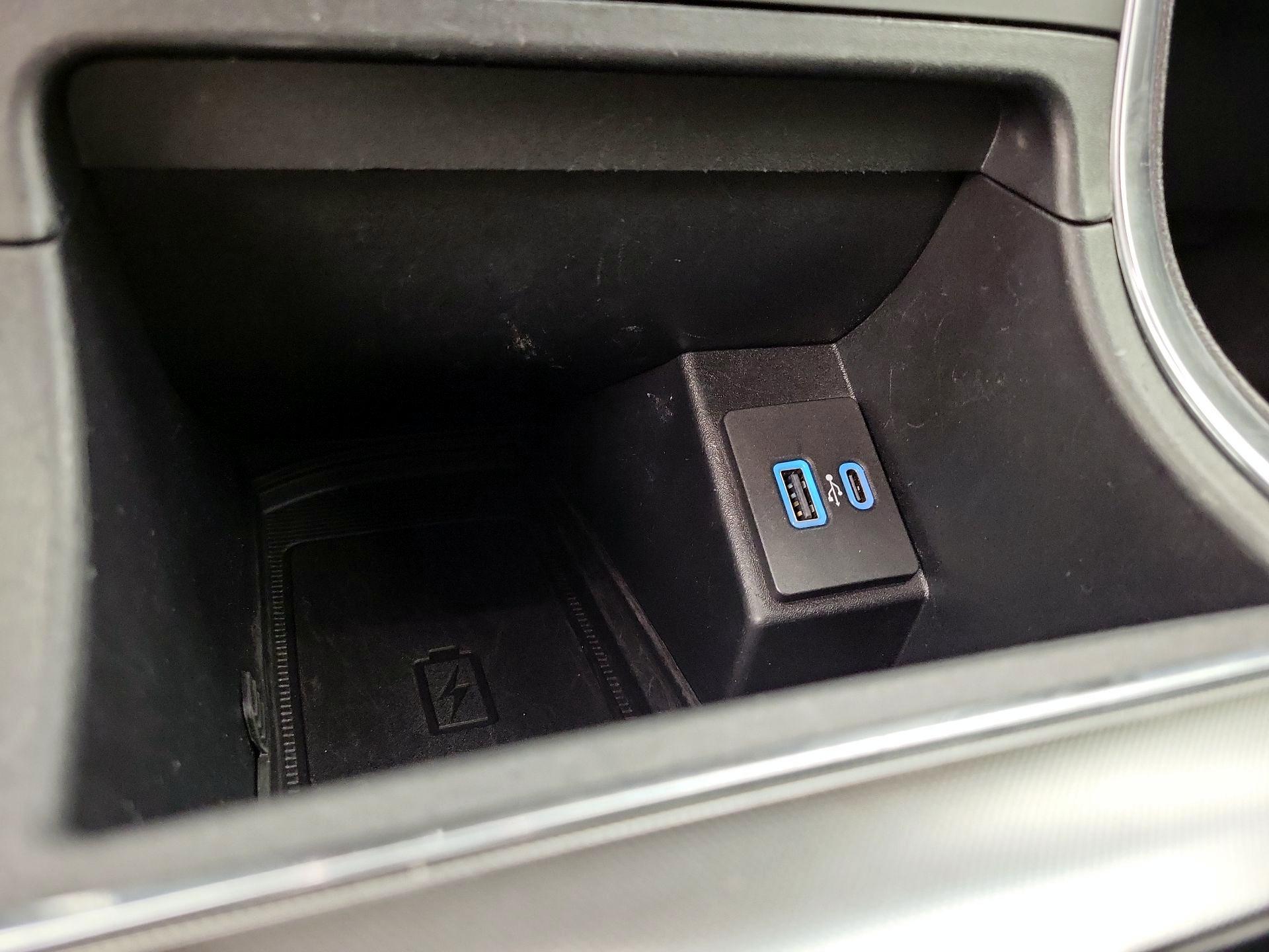 Thumbnail: 2024 Ford Edge - 18