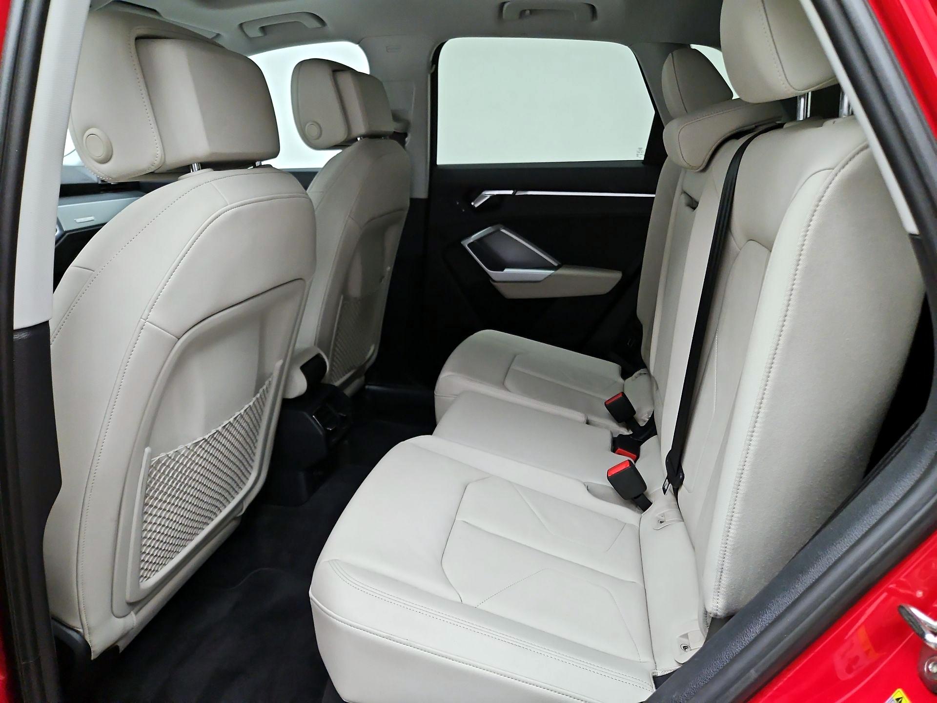 Thumbnail: 2020 Audi Q3 - 18