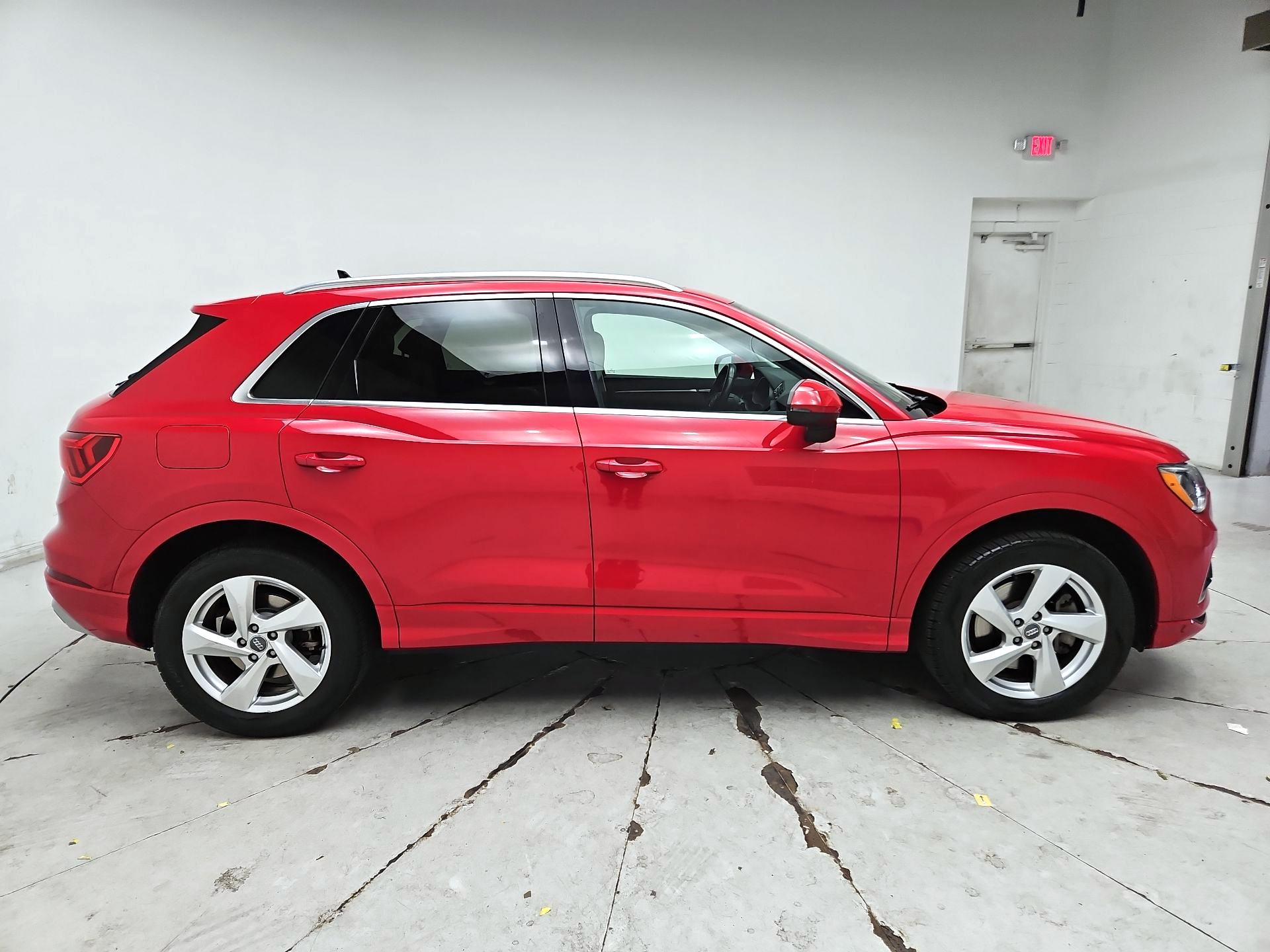Thumbnail: 2020 Audi Q3 - 4