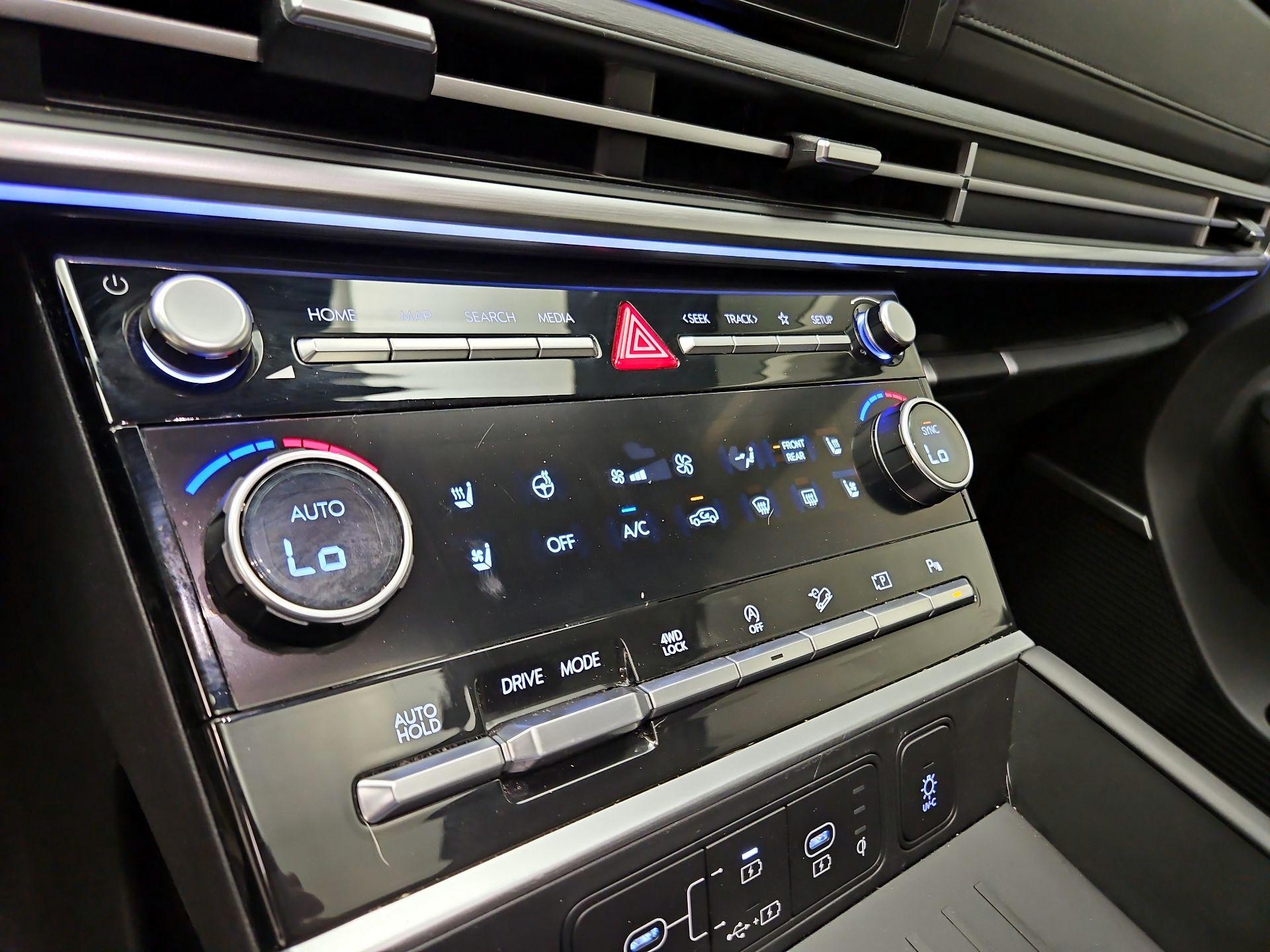 Thumbnail: 2024 Hyundai Santa Fe - 17