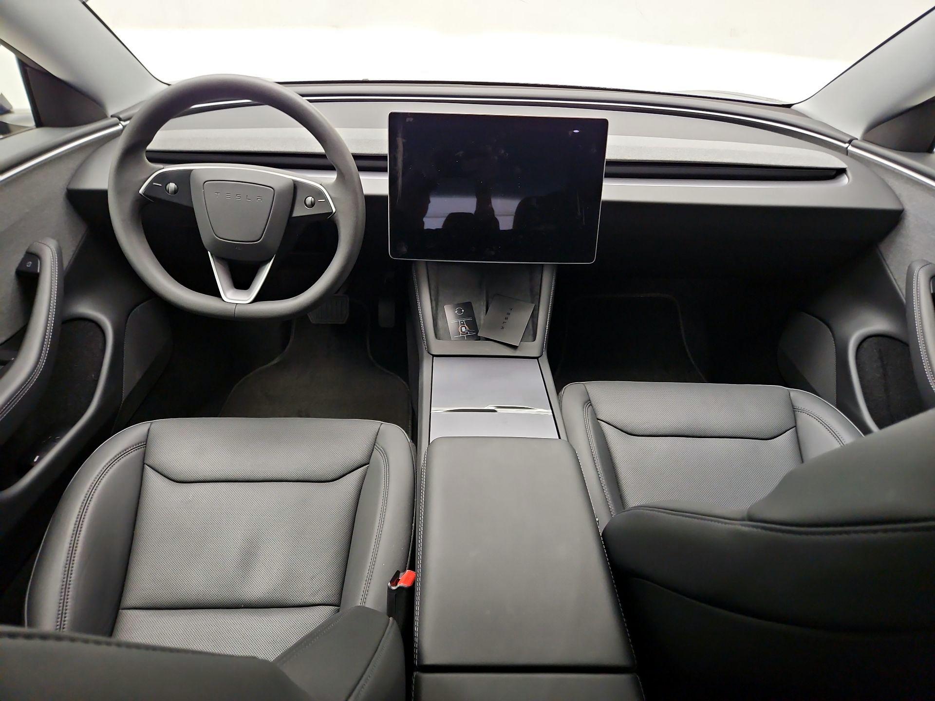 Thumbnail: 2025 Tesla Model 3 - 9