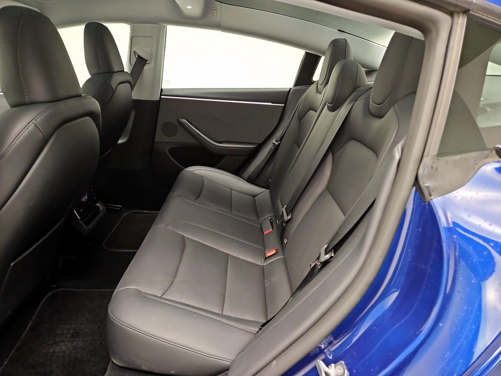 Thumbnail: 2025 Tesla Model 3 - 20