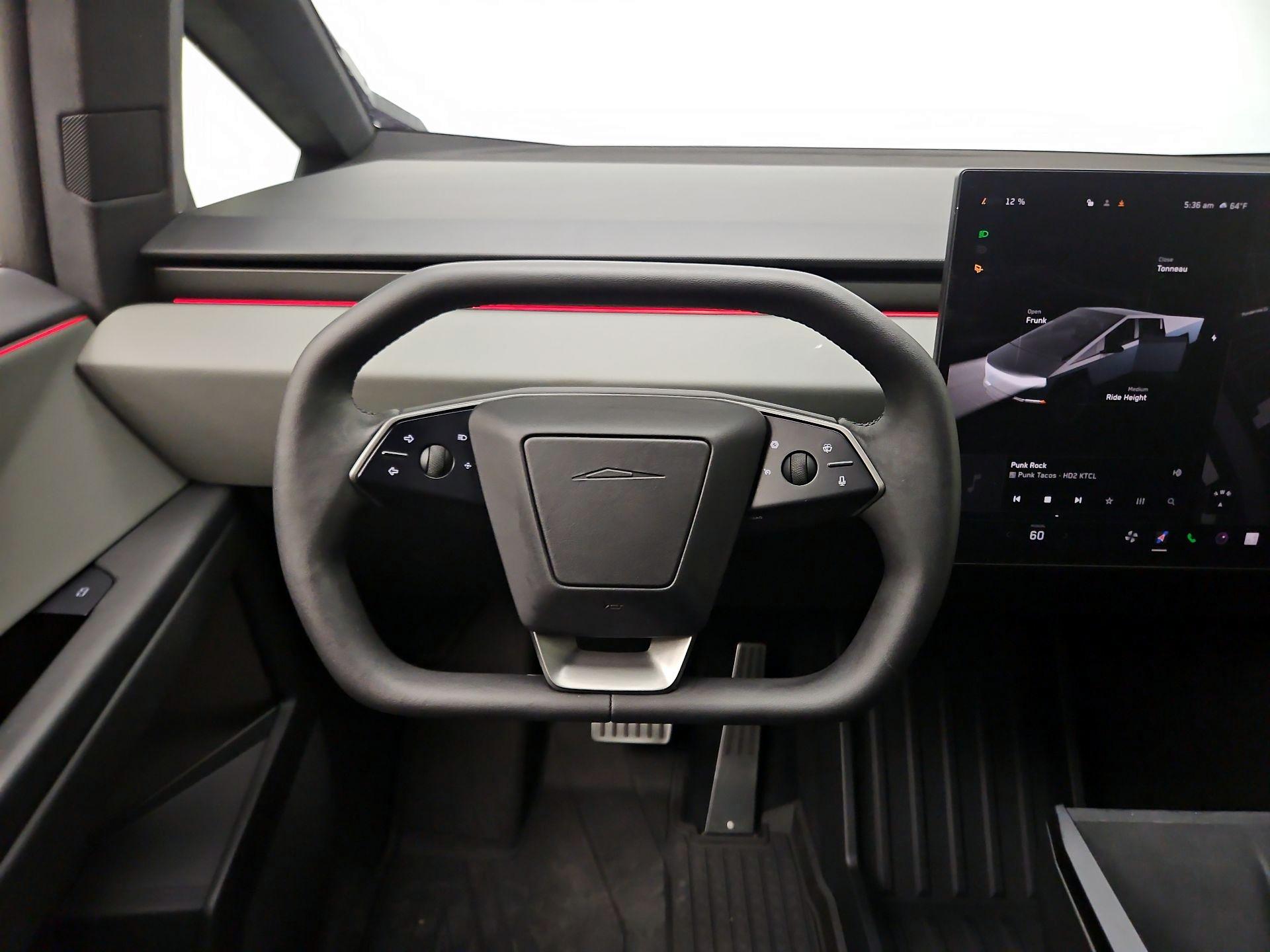 Thumbnail: 2024 Tesla Cybertruck - 10