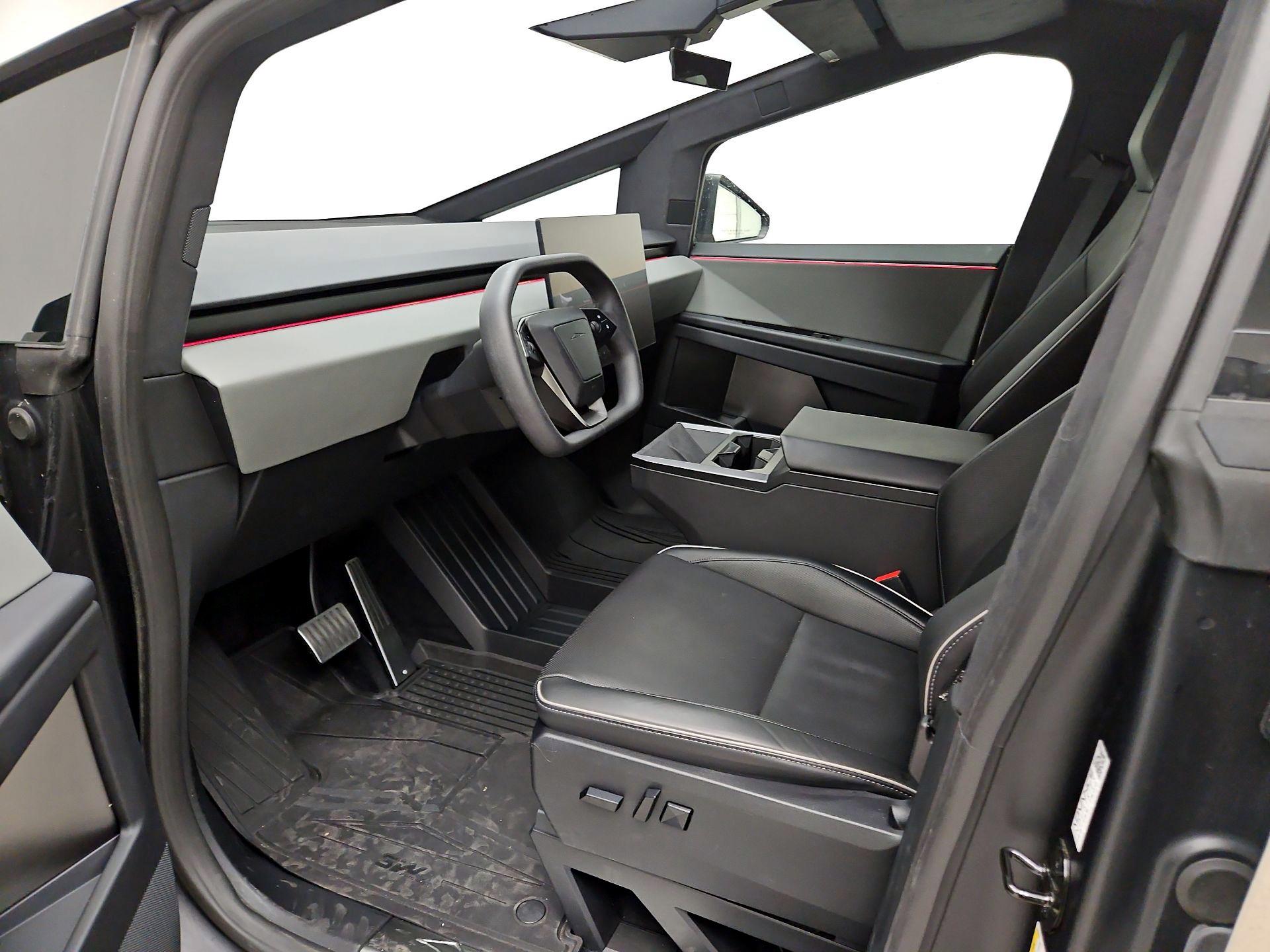 Thumbnail: 2024 Tesla Cybertruck - 11