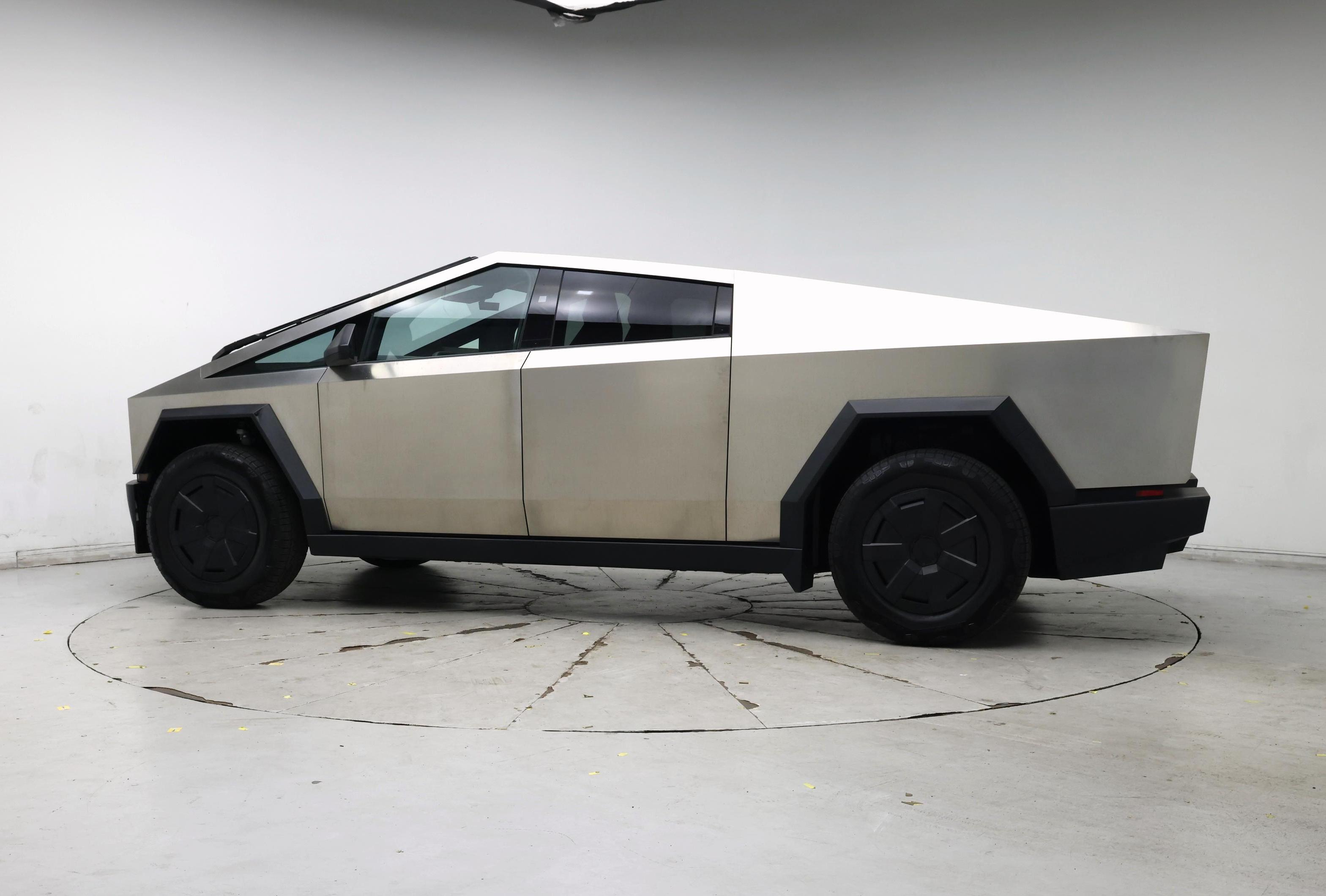 Thumbnail: 2024 Tesla Cybertruck - 2