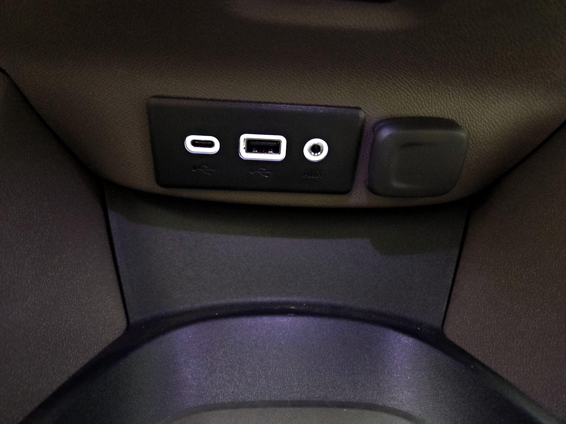 Thumbnail: 2024 Chevrolet Malibu - 18